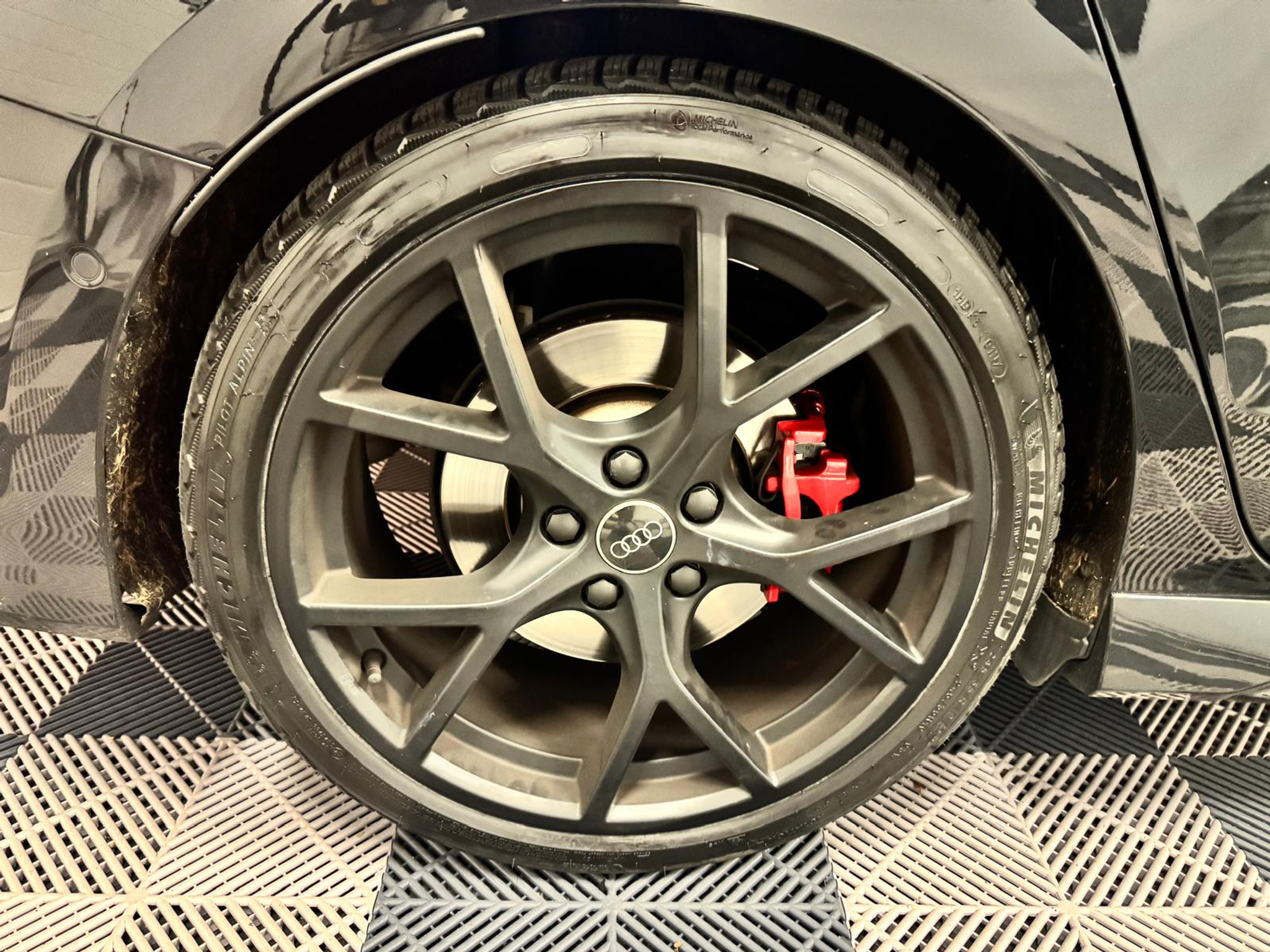 listing desktop thumbnail image 29