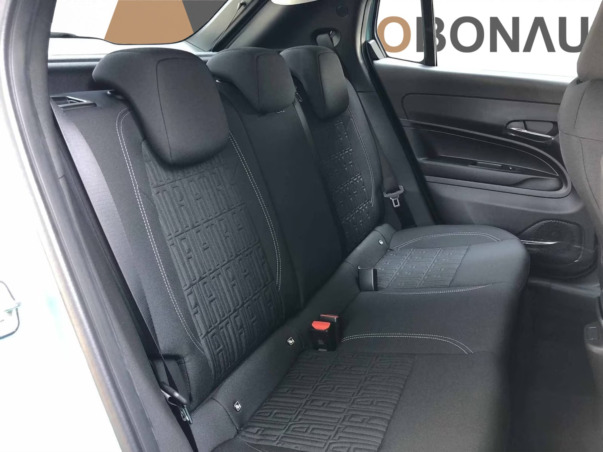 listing desktop thumbnail image 14