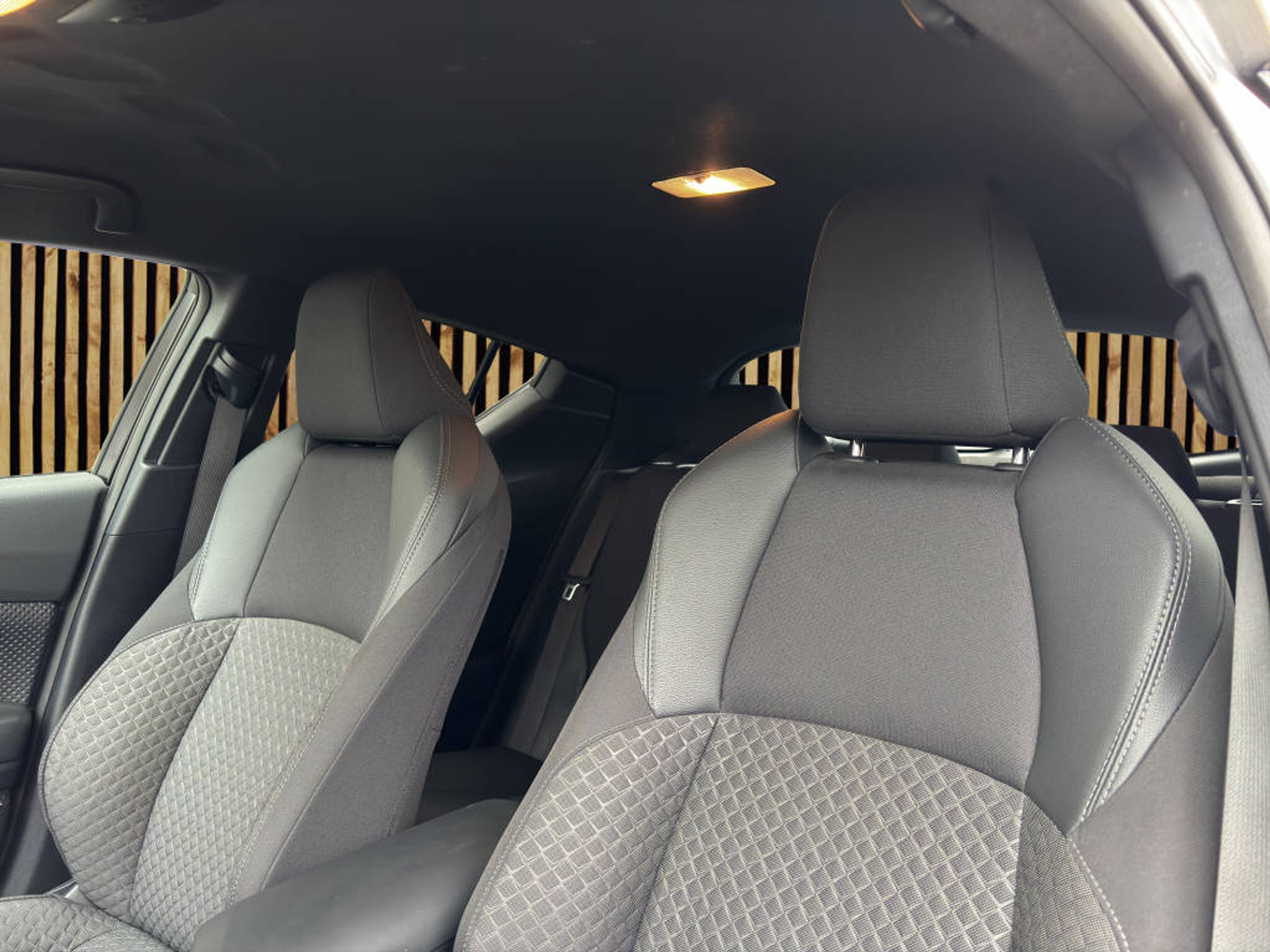 listing desktop thumbnail image 13