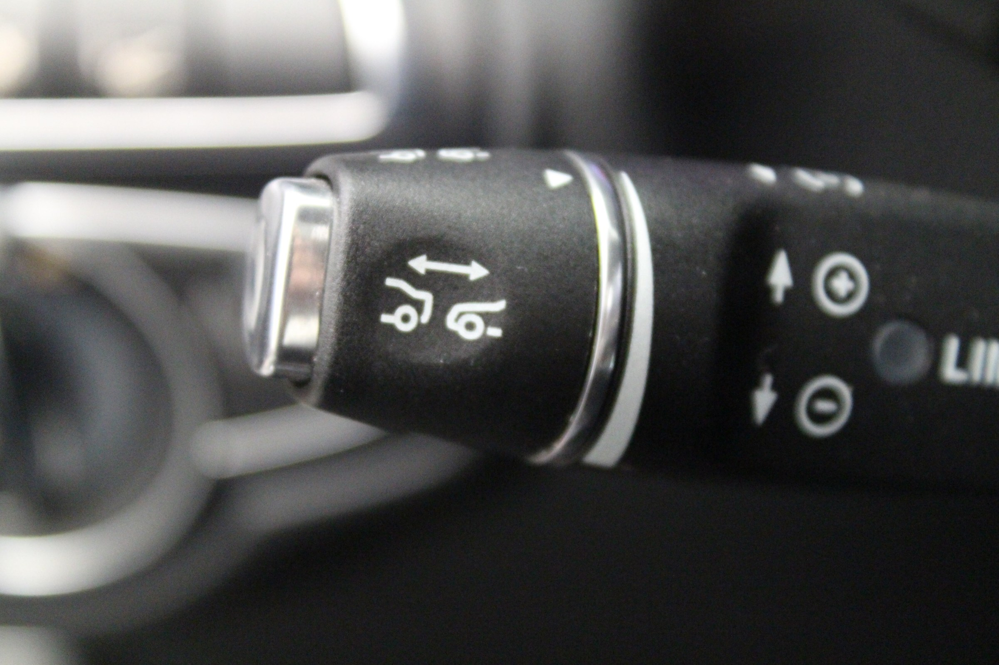 listing desktop thumbnail image 10