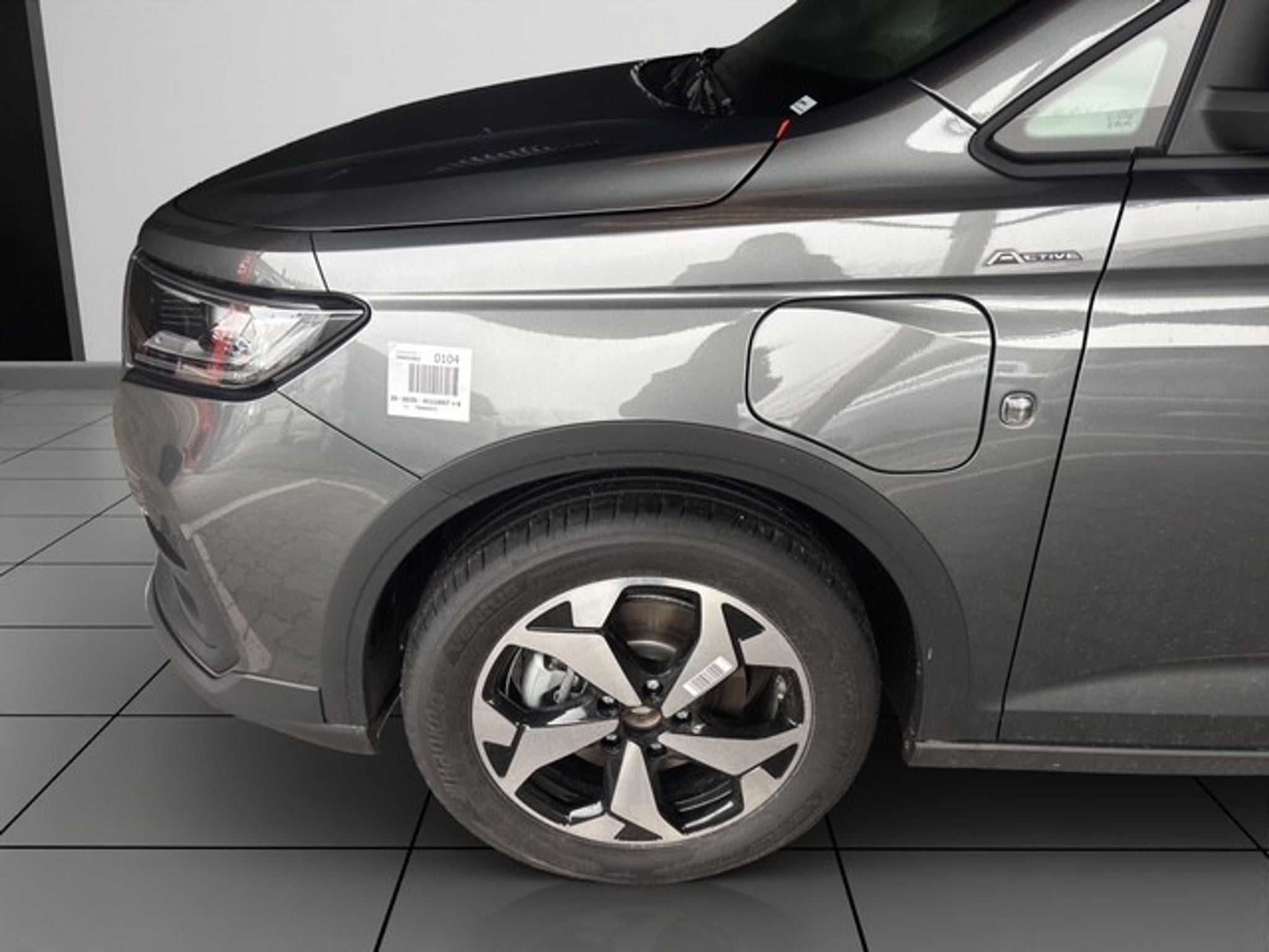 listing desktop thumbnail image 4