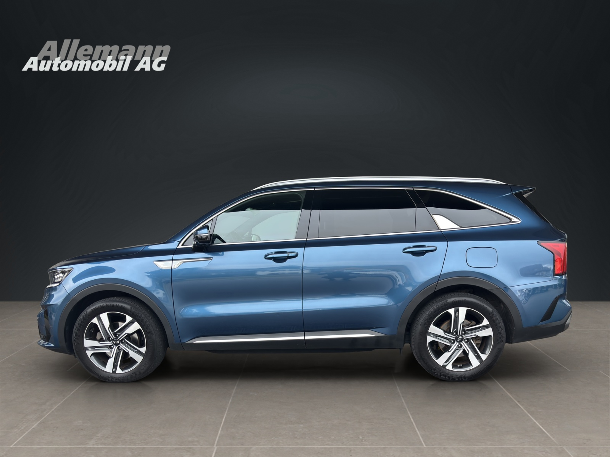 listing desktop thumbnail image 2