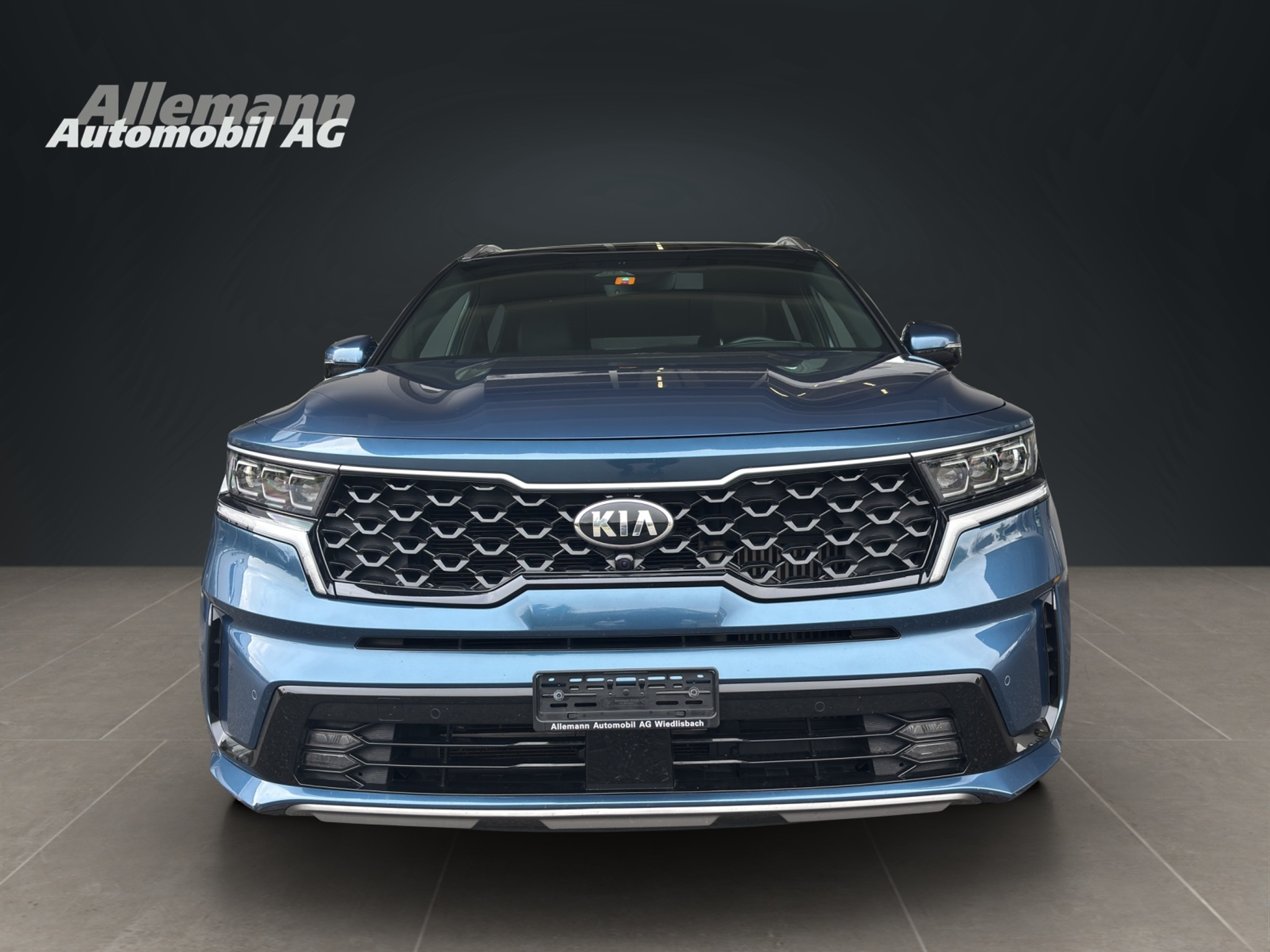 listing desktop thumbnail image 1