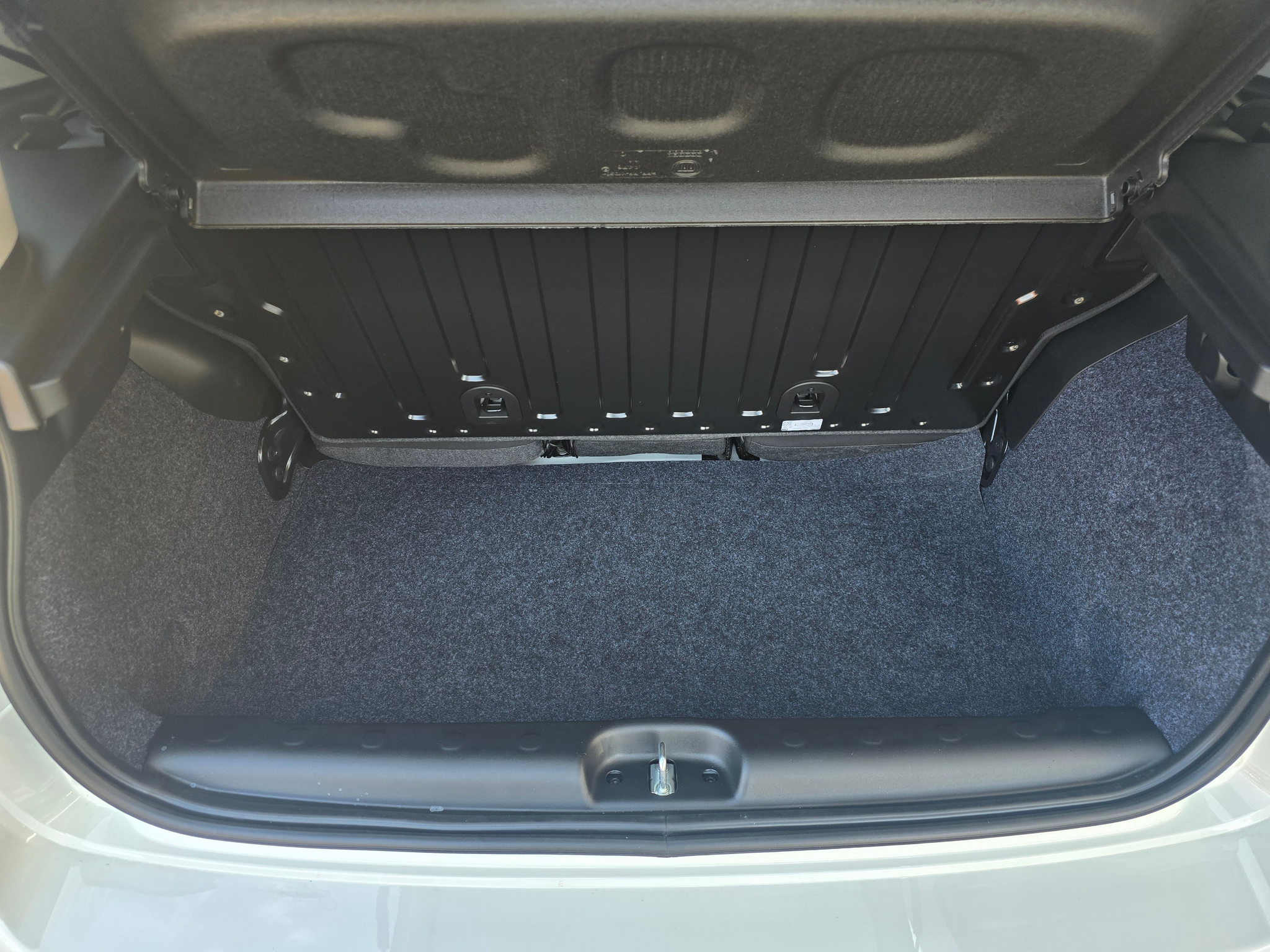 listing desktop thumbnail image 19