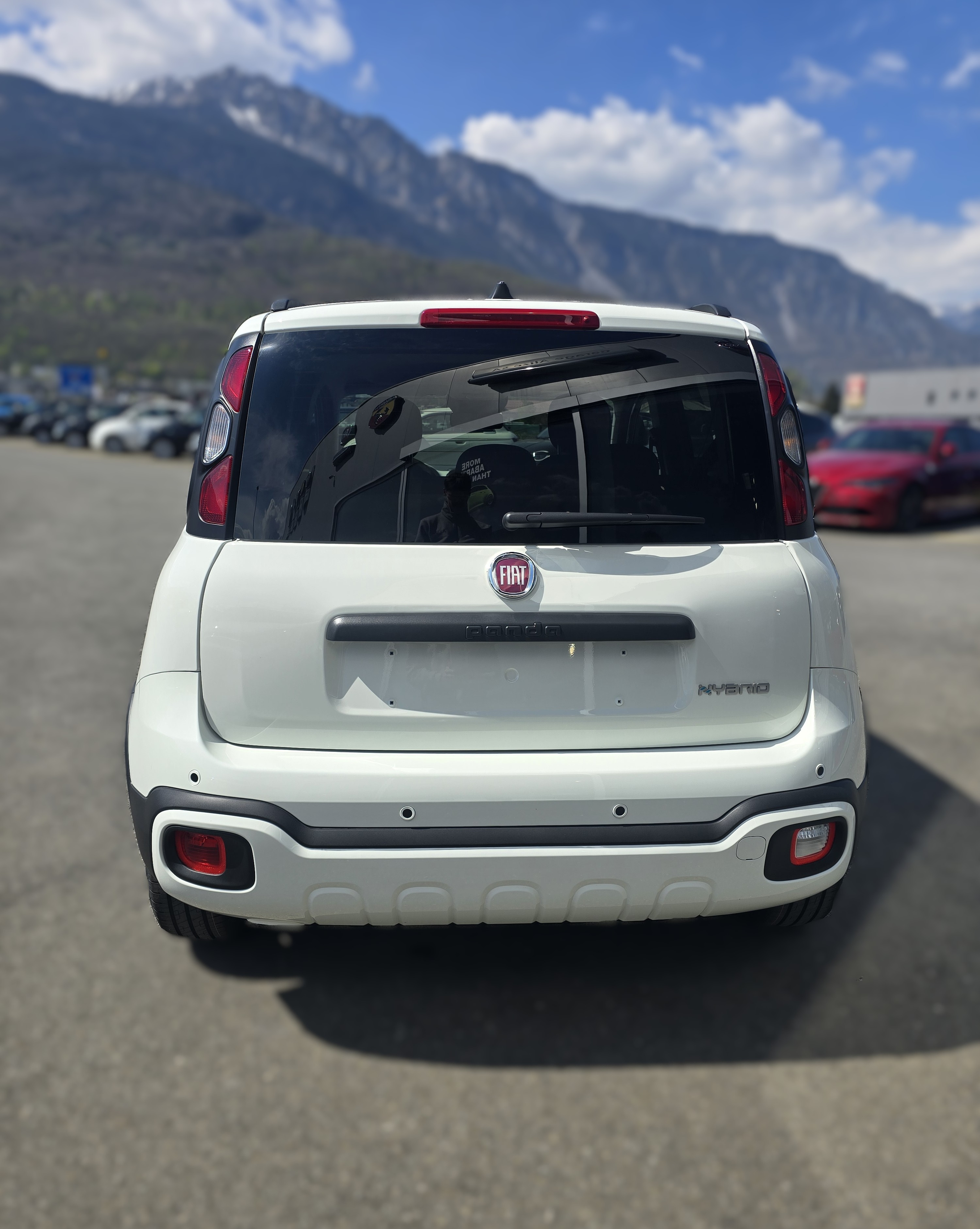 listing desktop thumbnail image 4