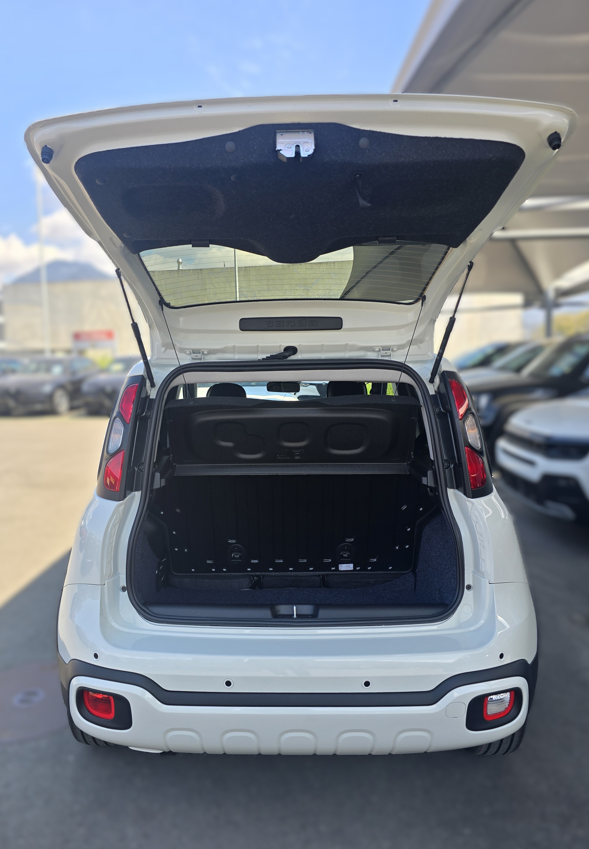 listing desktop thumbnail image 18