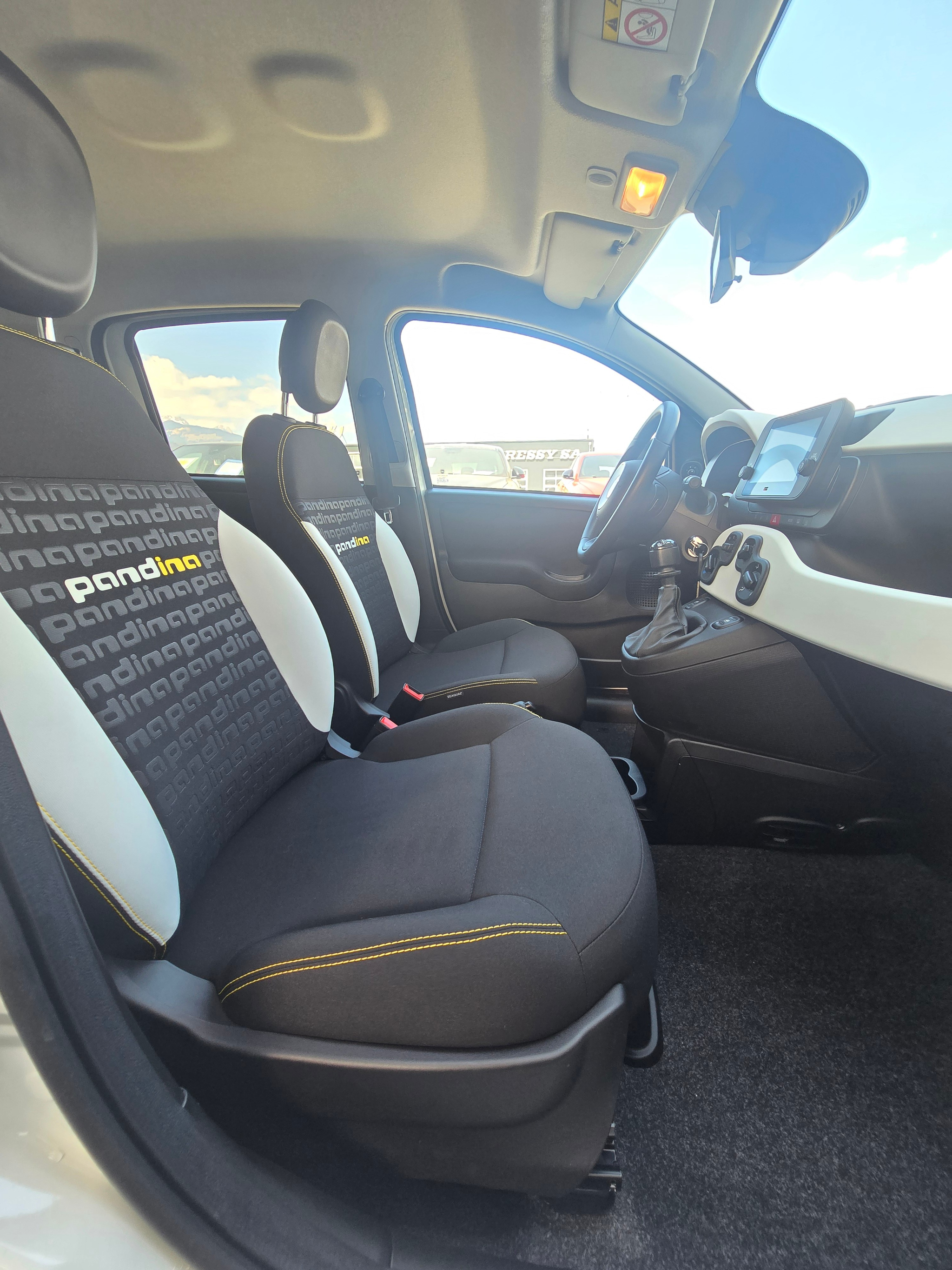 listing desktop thumbnail image 16