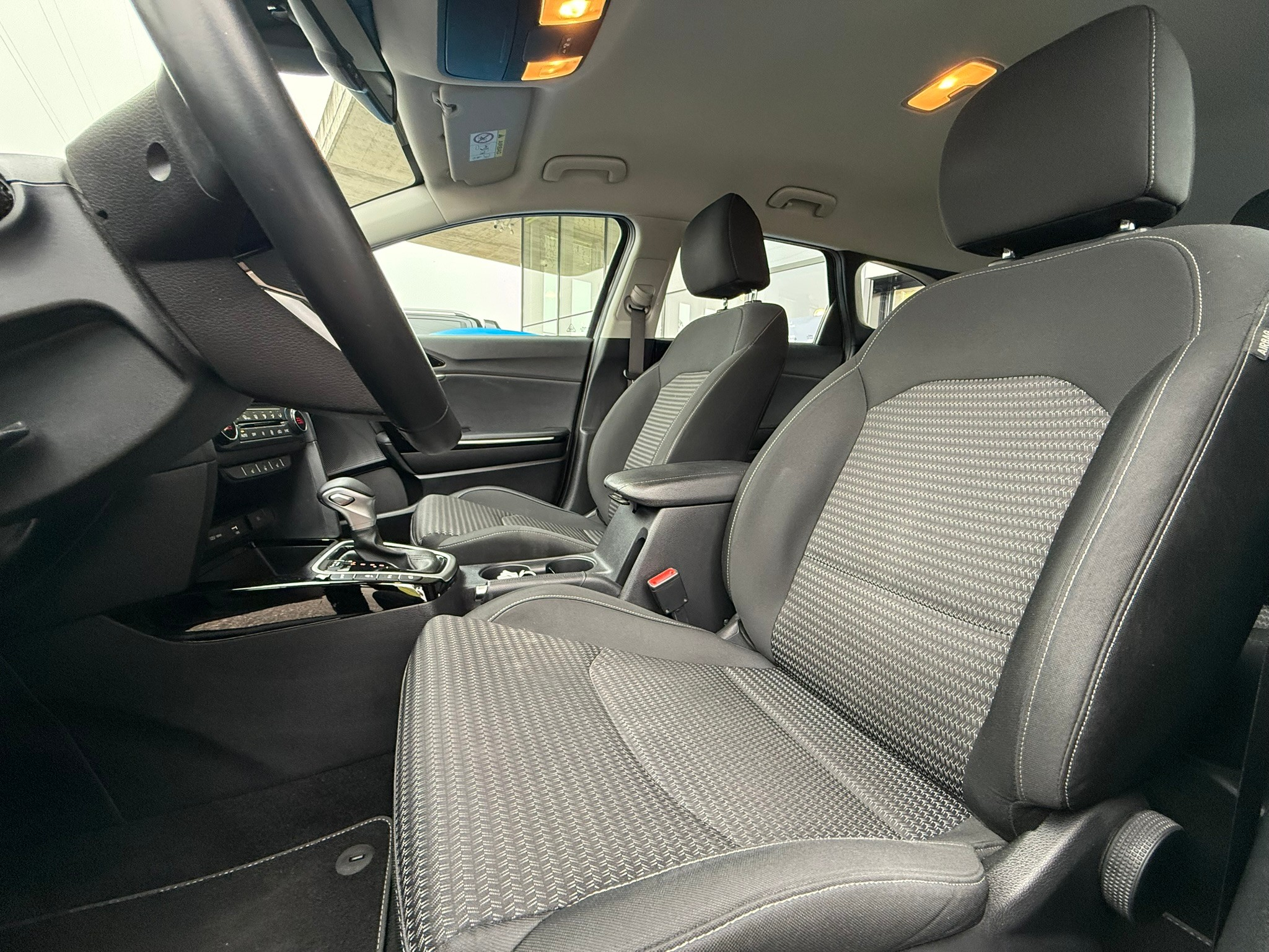 listing desktop thumbnail image 6