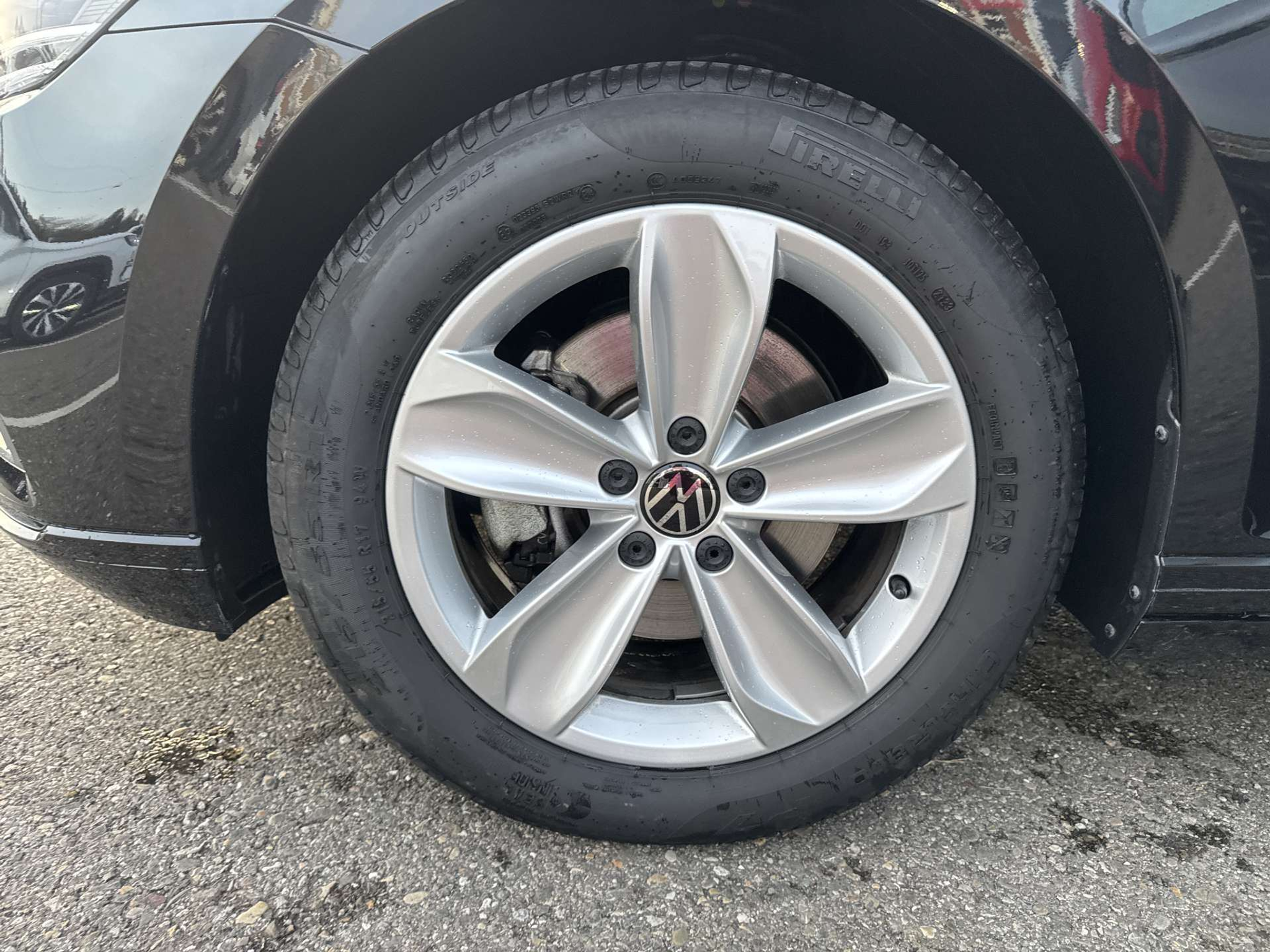 listing desktop thumbnail image 8