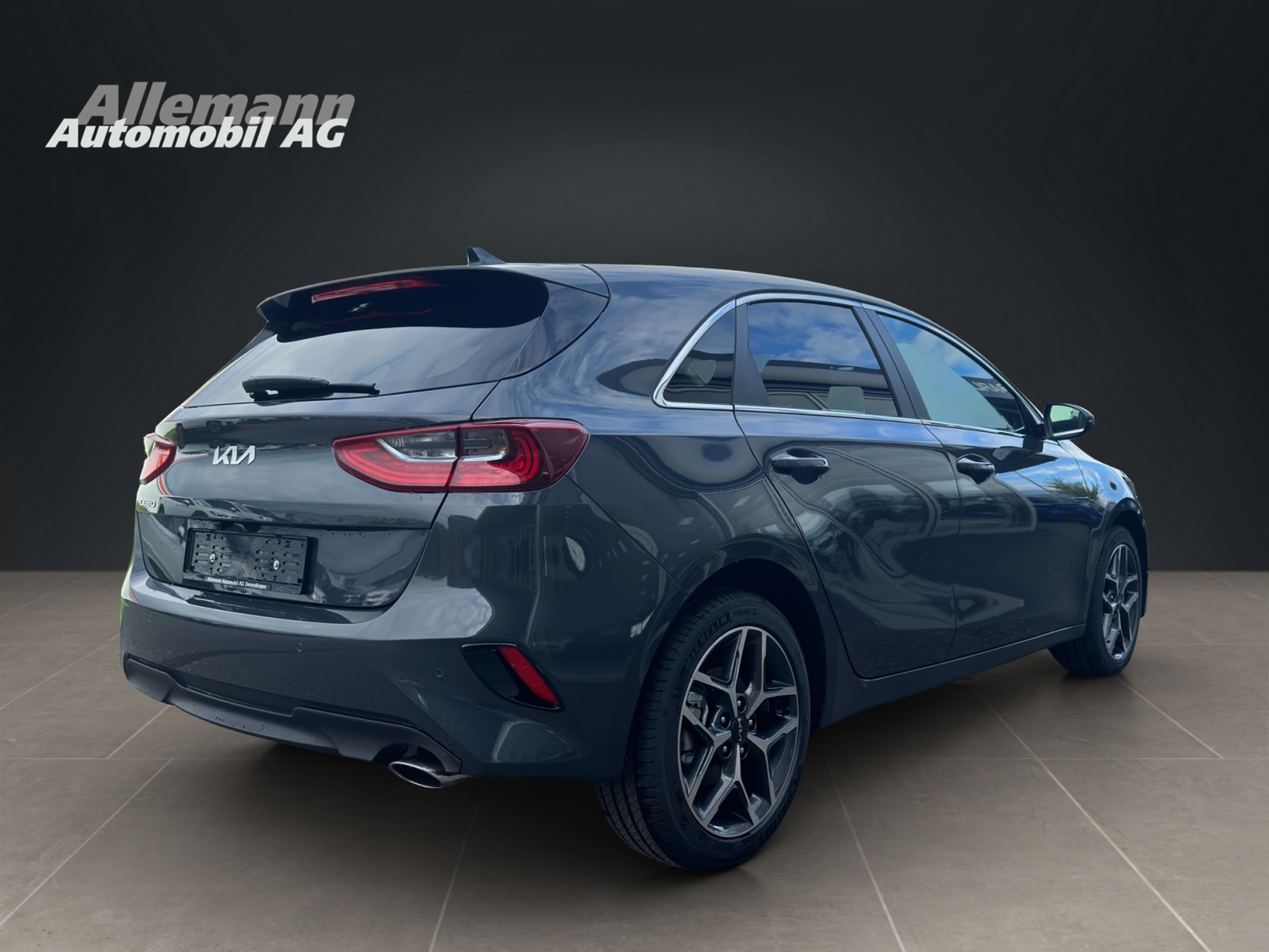 listing desktop thumbnail image 5