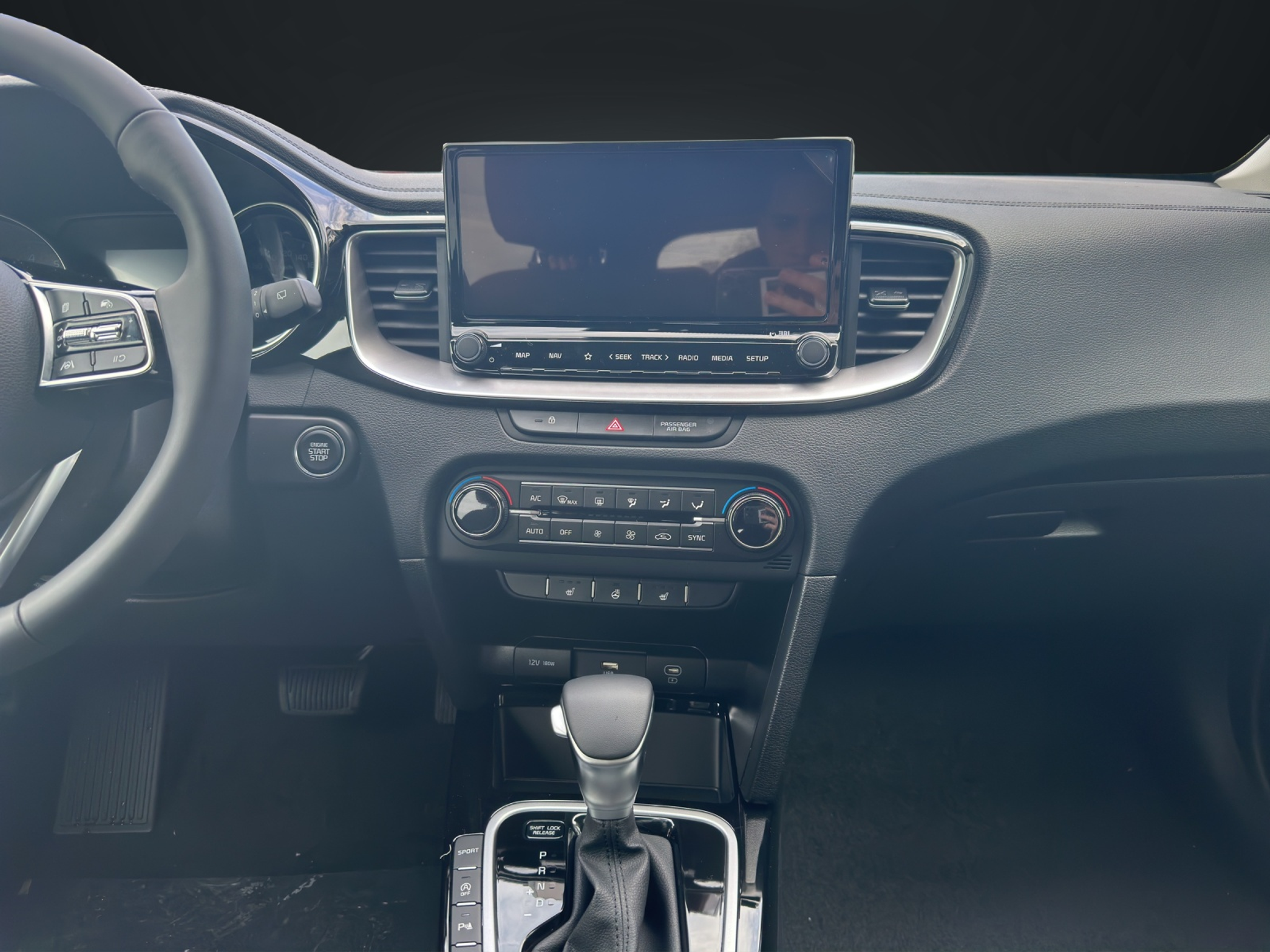 listing desktop thumbnail image 12