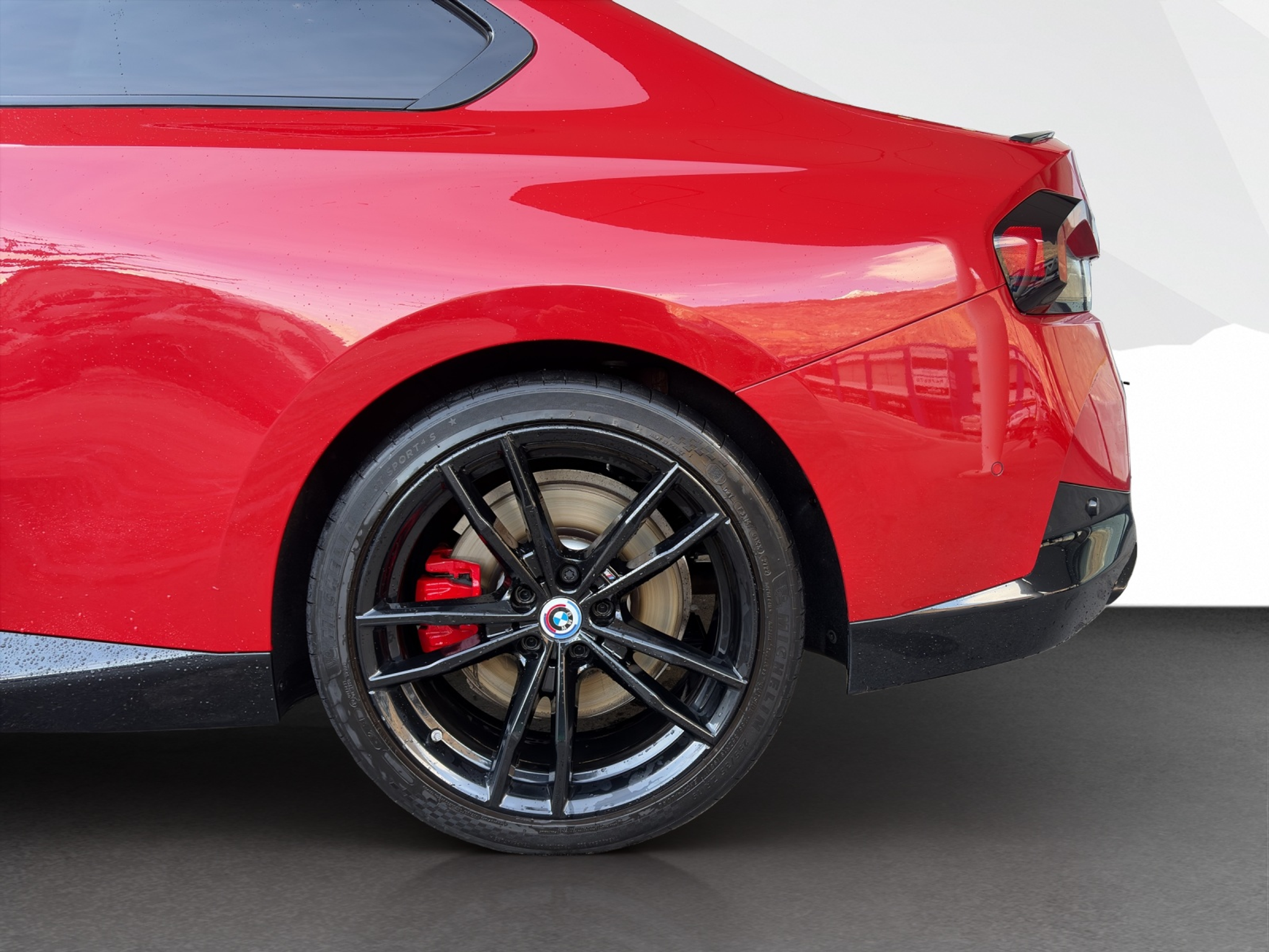 listing desktop thumbnail image 23