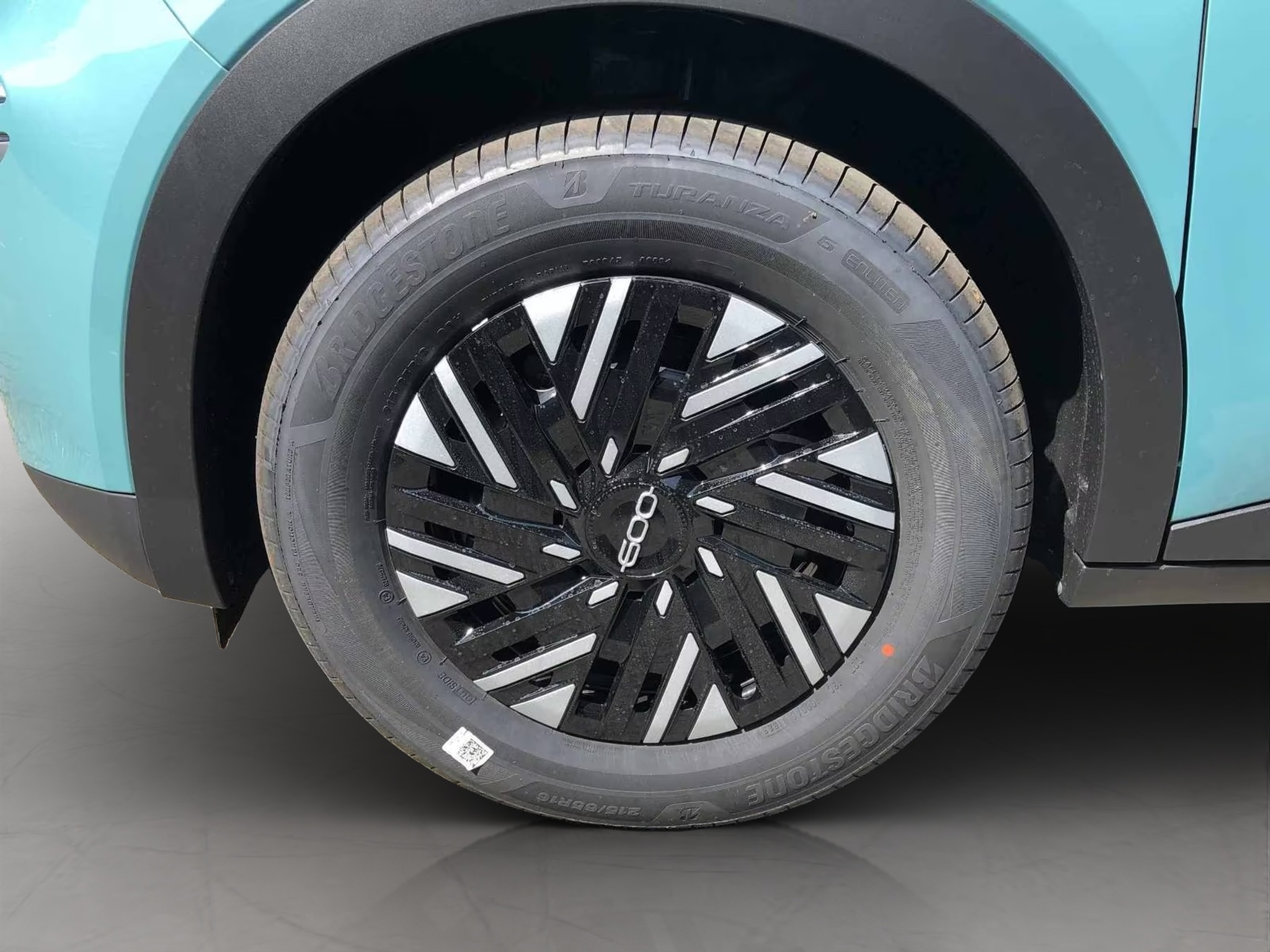 listing desktop thumbnail image 9