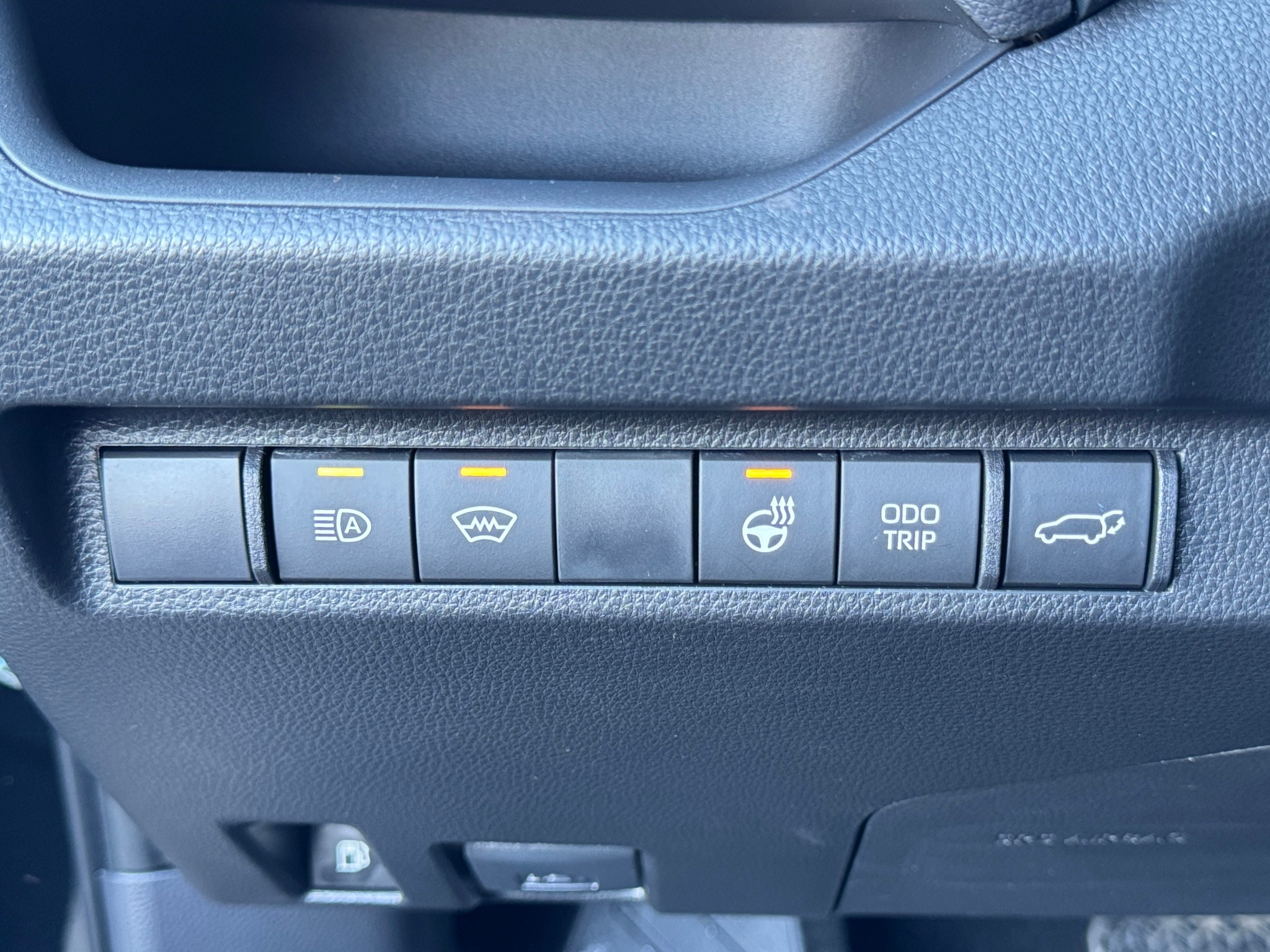 listing desktop thumbnail image 16