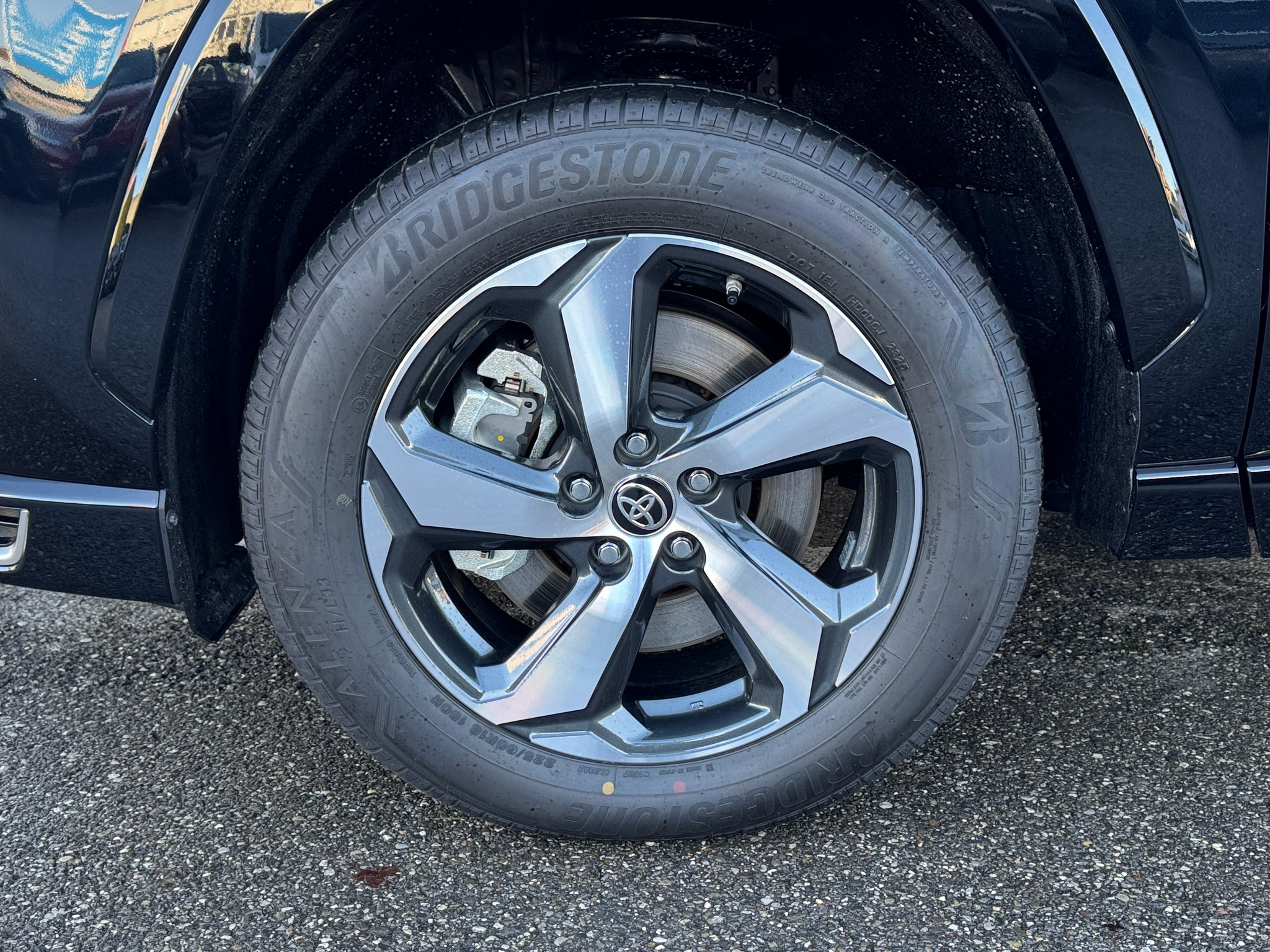 listing desktop thumbnail image 5