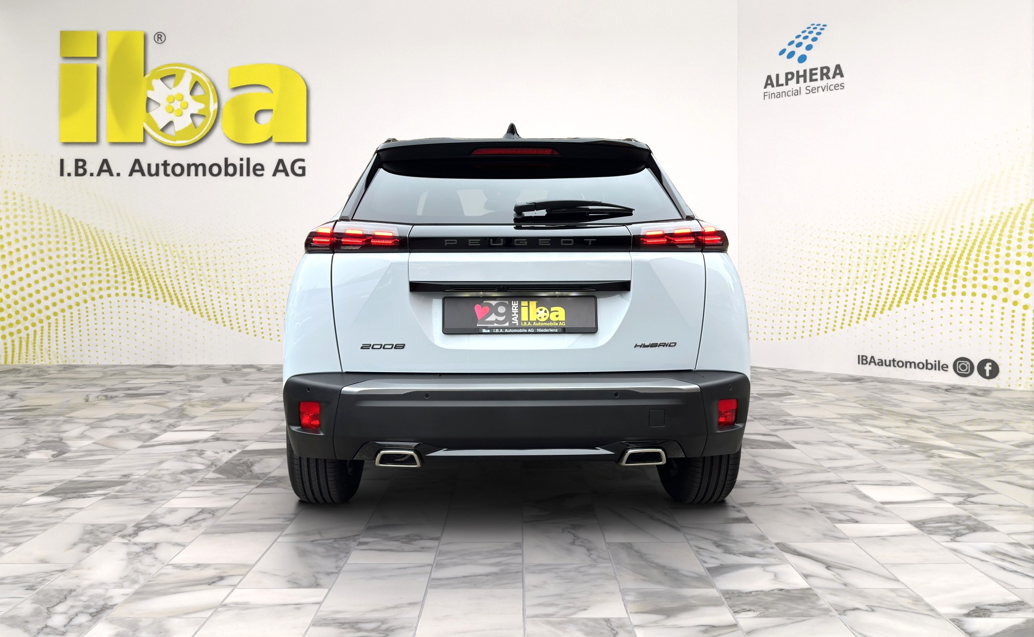 listing desktop thumbnail image 3