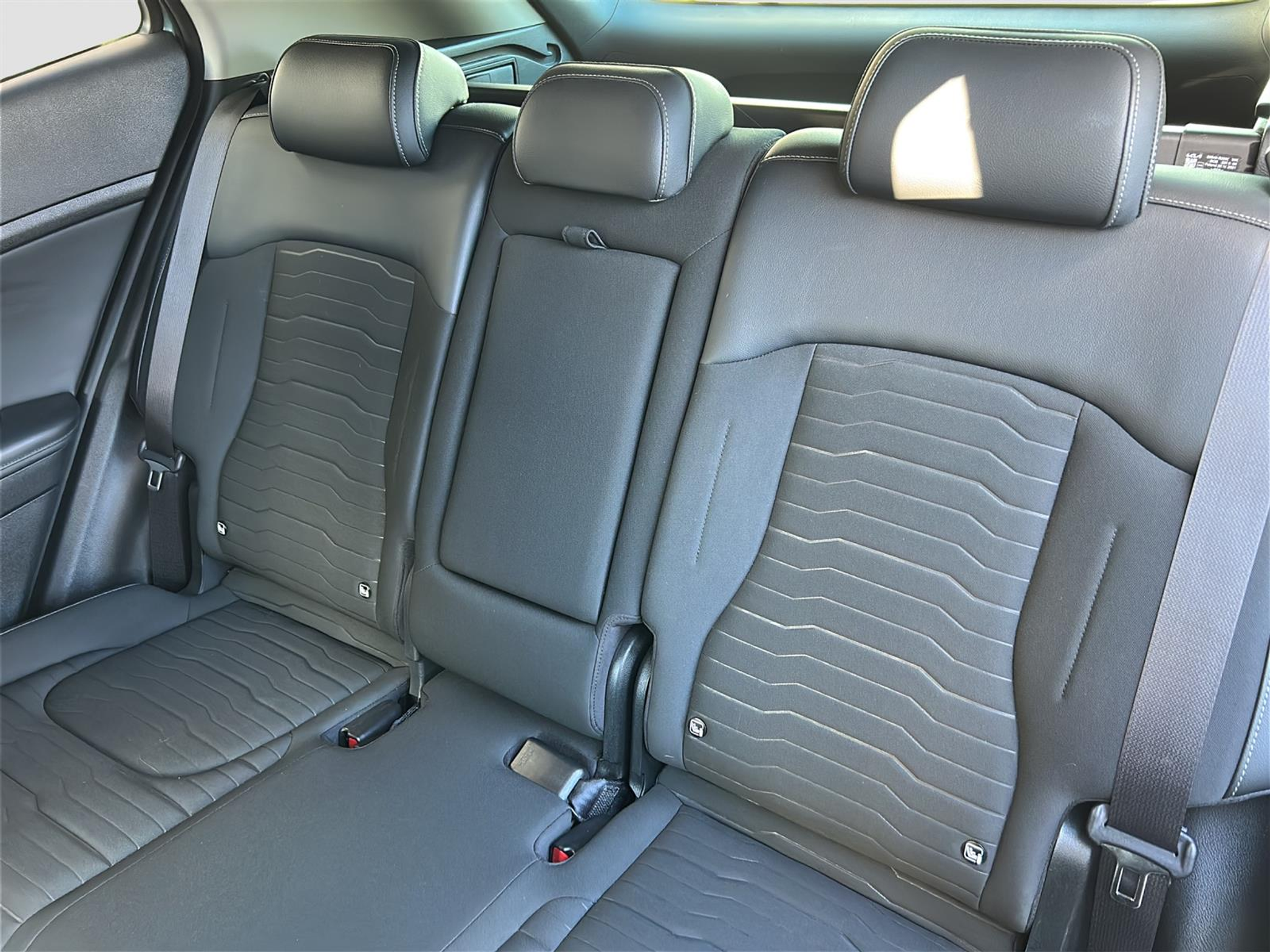 listing desktop thumbnail image 5