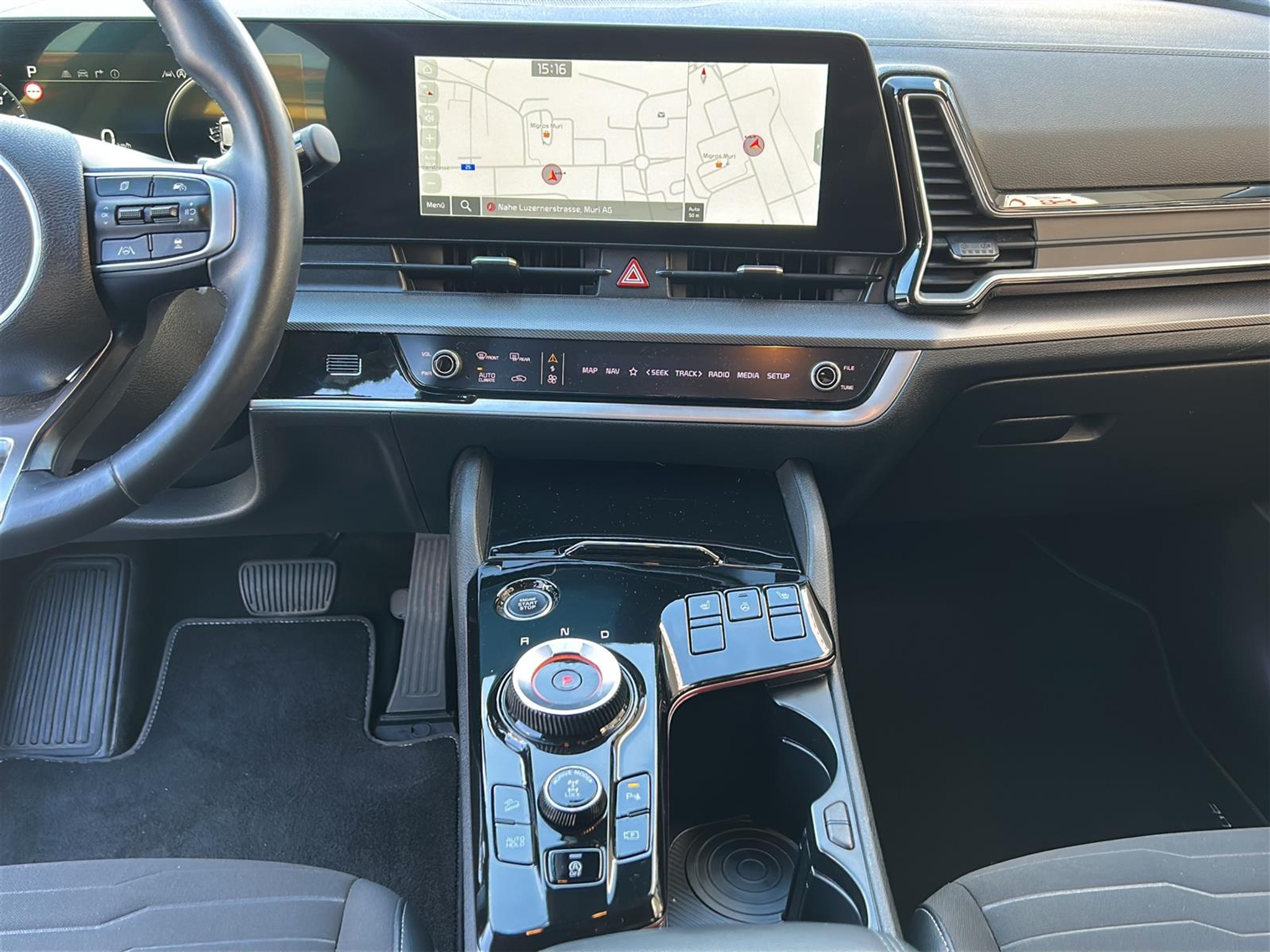 listing desktop thumbnail image 10