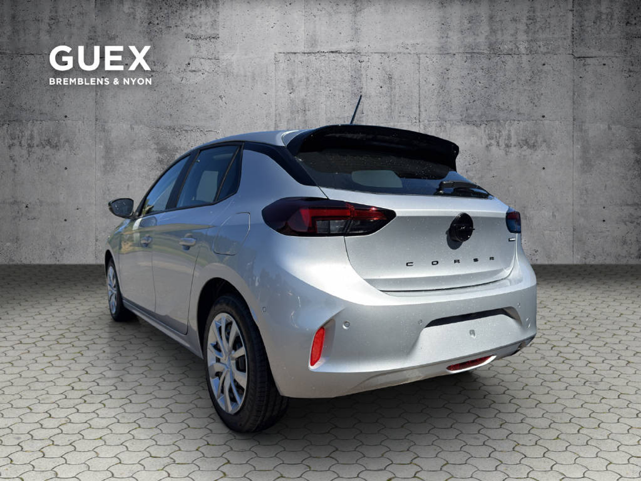 listing desktop thumbnail image 2