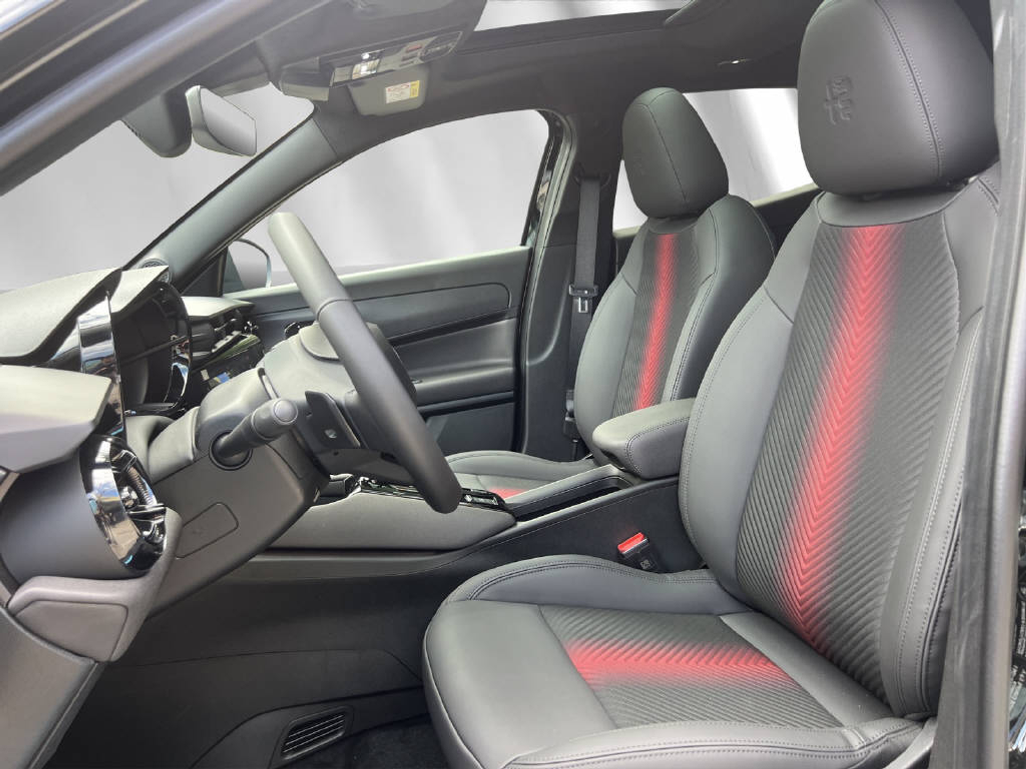 listing desktop thumbnail image 3