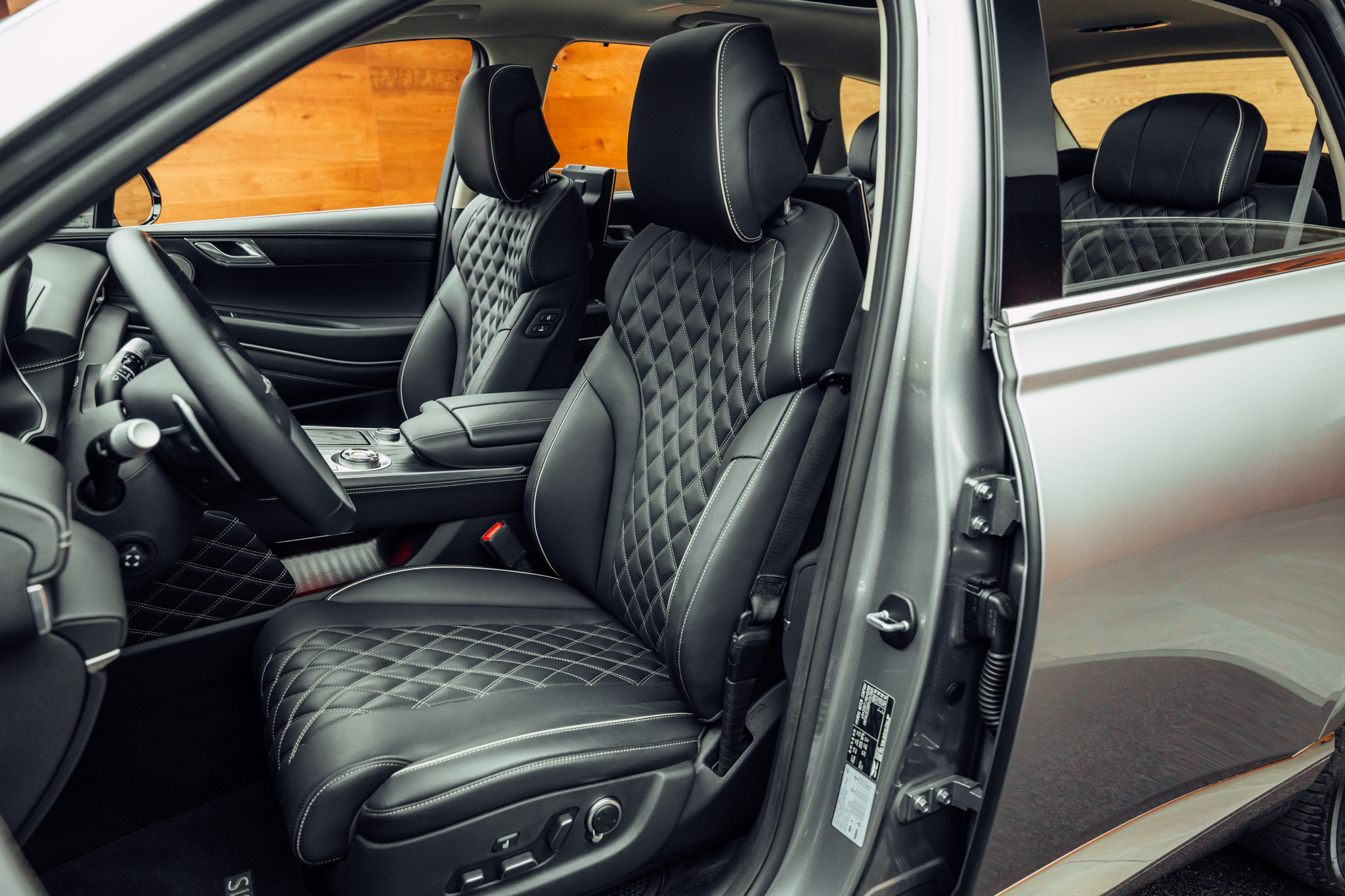 listing desktop thumbnail image 5