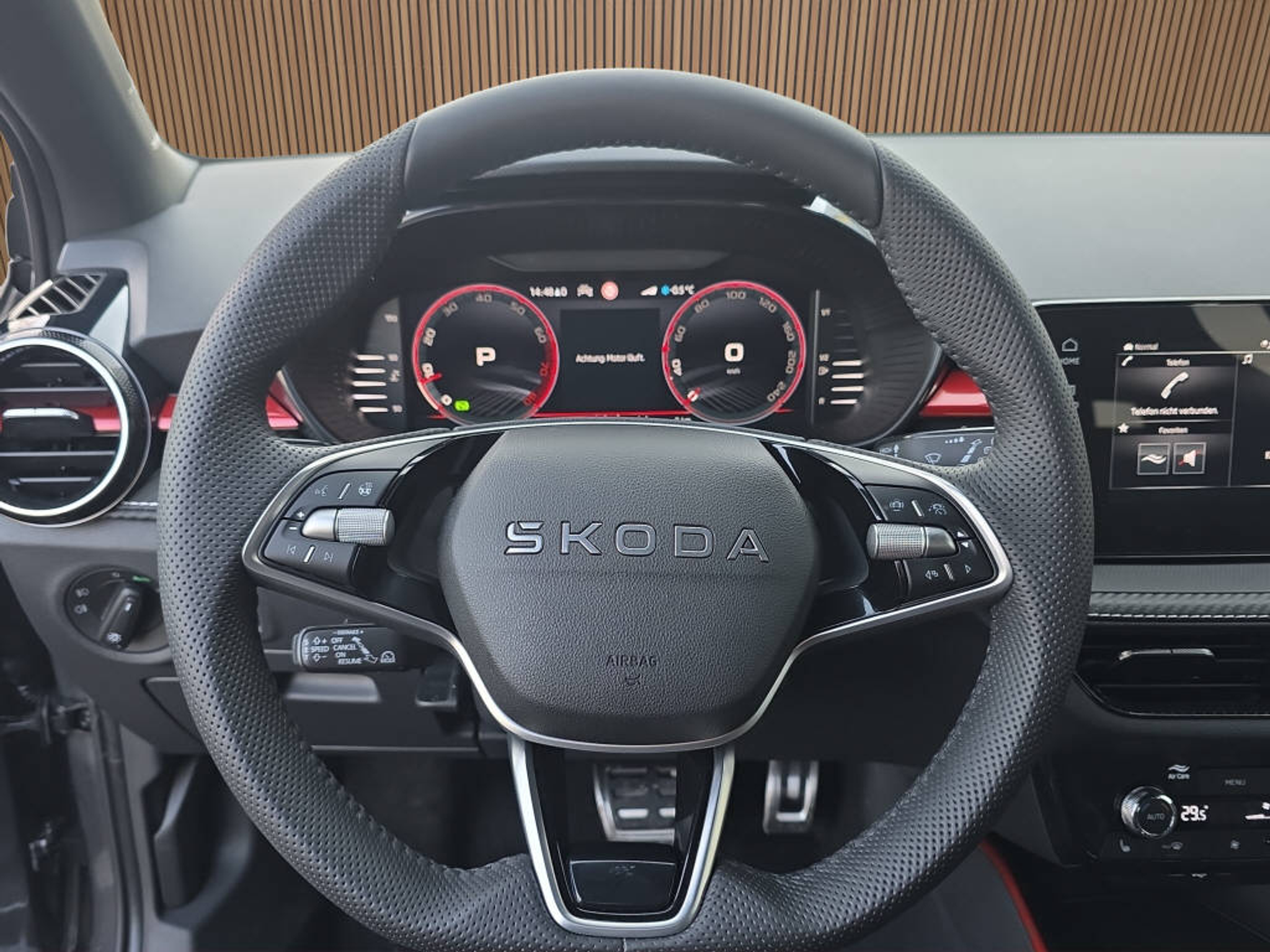 listing desktop thumbnail image 15