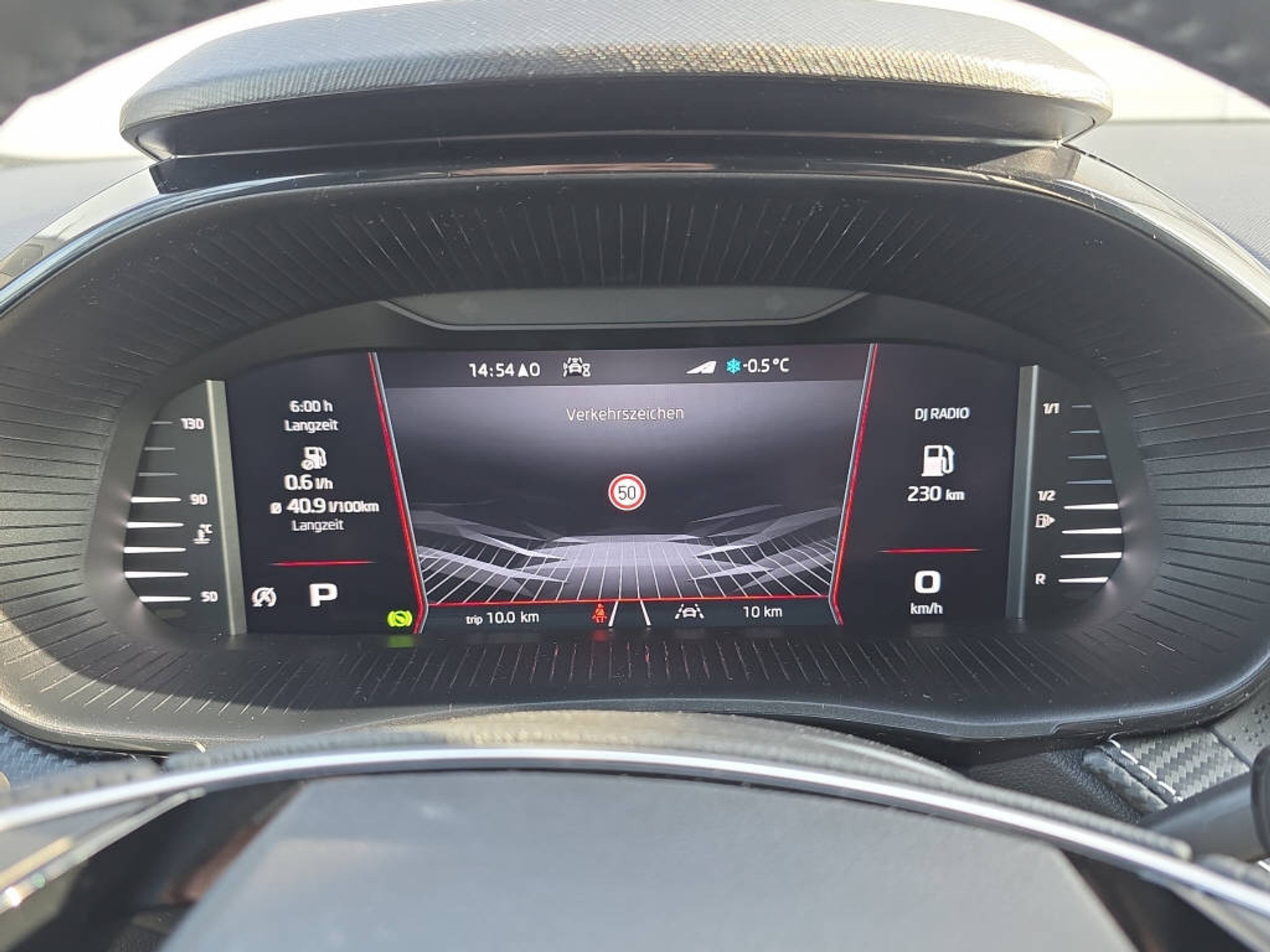 listing desktop thumbnail image 12