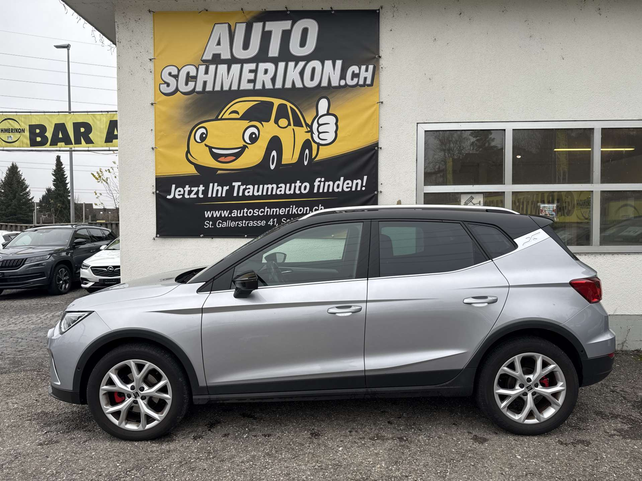 listing desktop thumbnail image 4