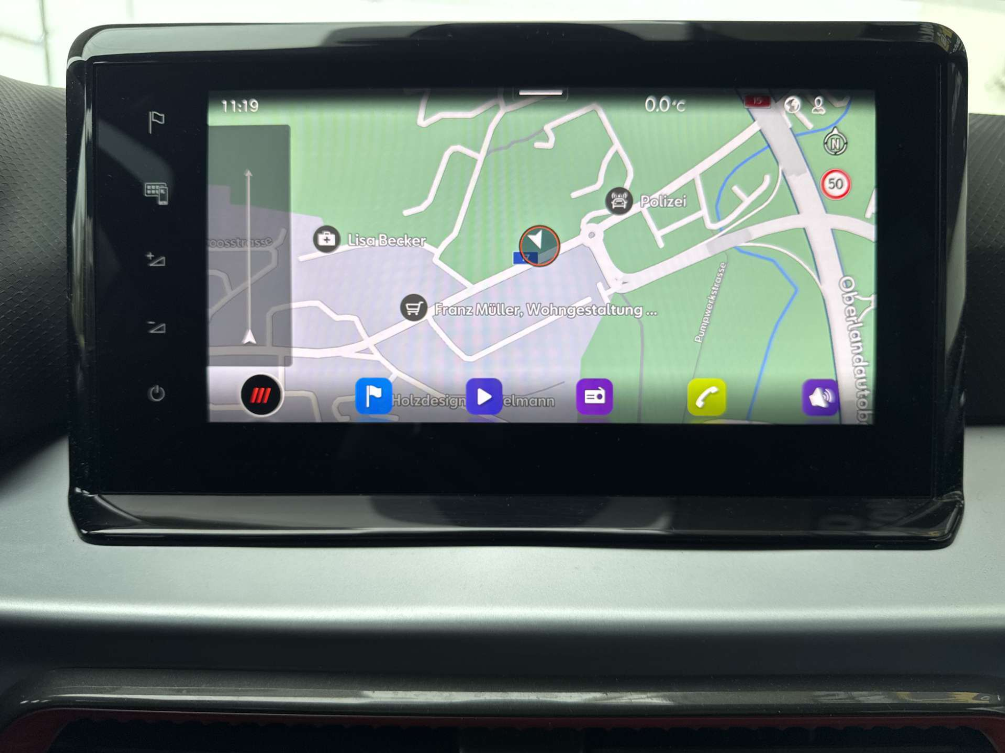 listing desktop thumbnail image 1