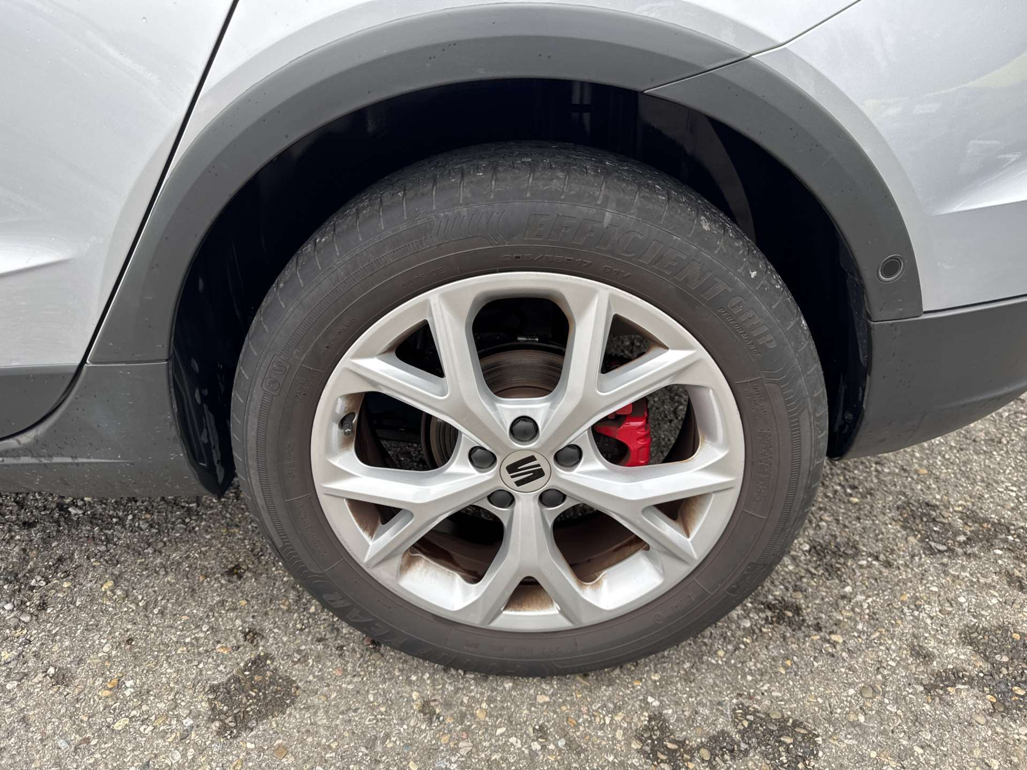 listing desktop thumbnail image 9