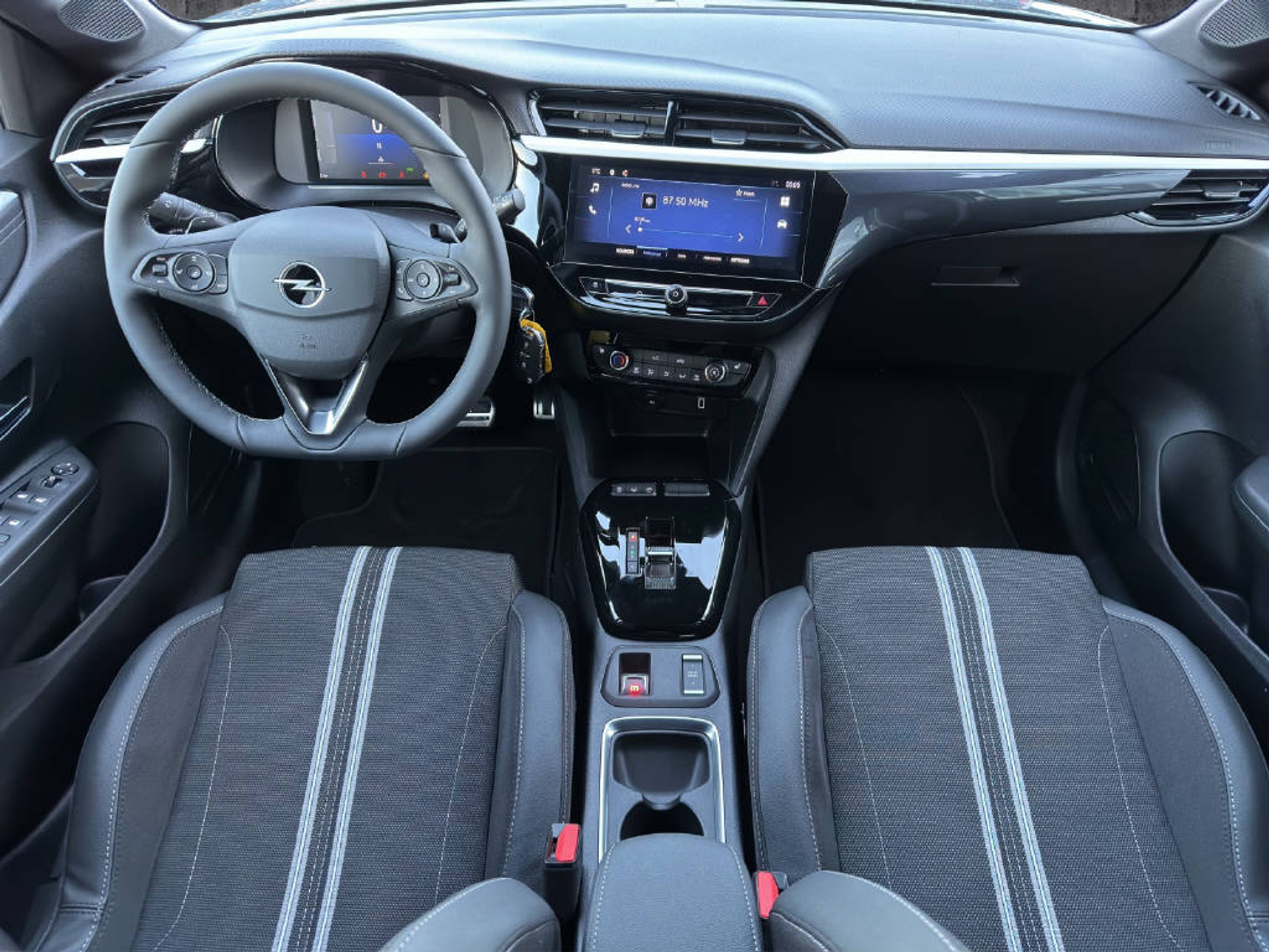 listing desktop thumbnail image 11