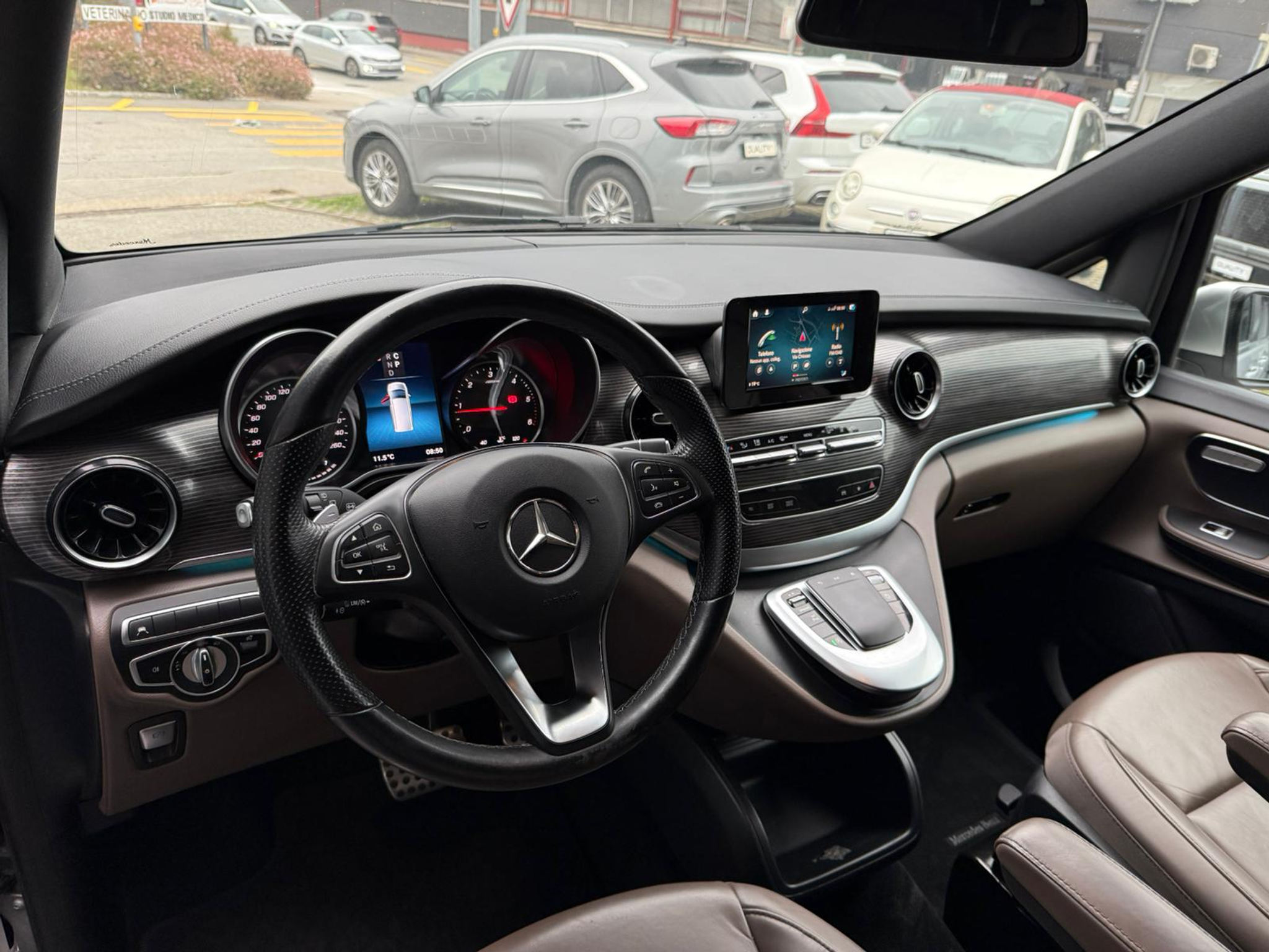 listing desktop thumbnail image 9