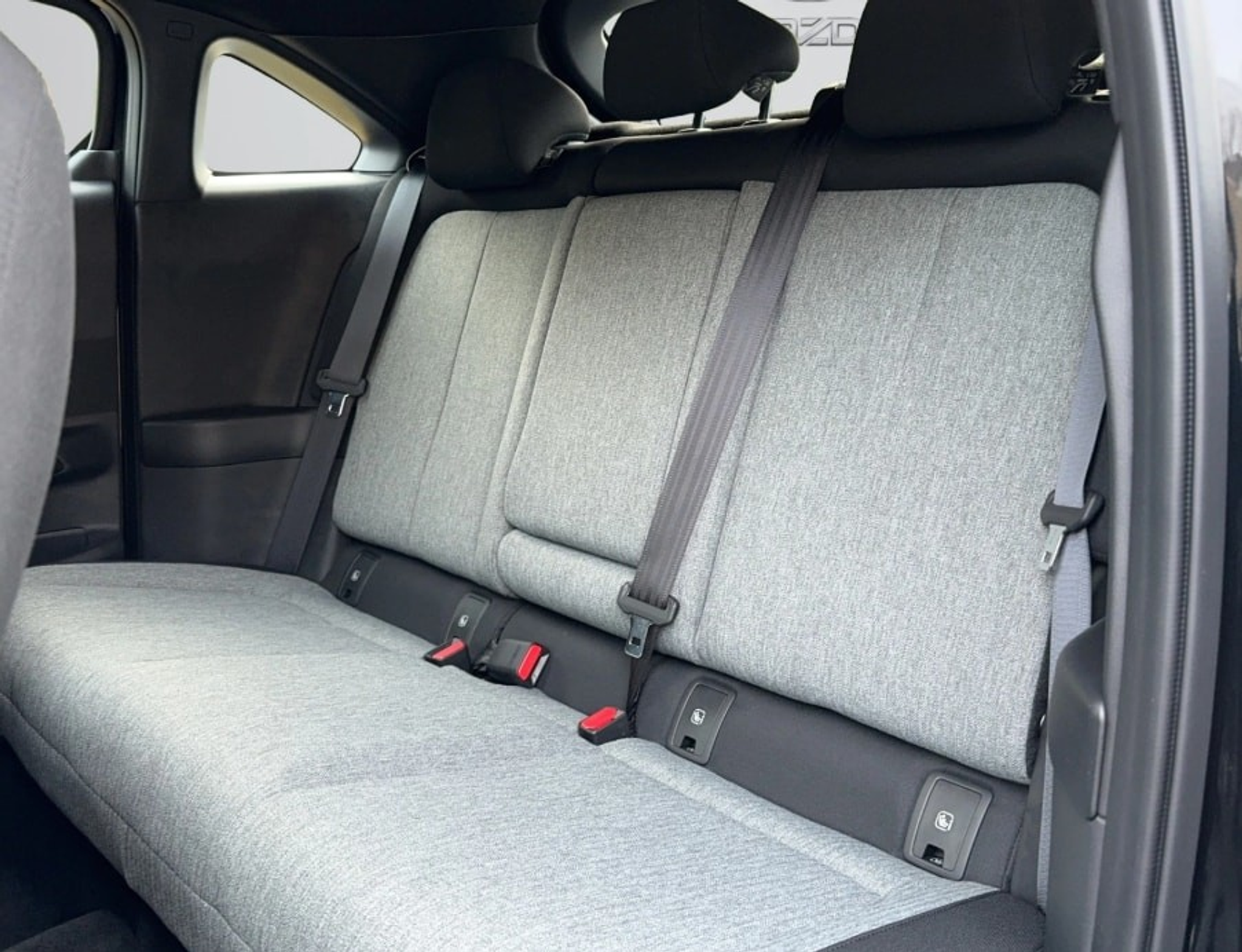 listing desktop thumbnail image 10