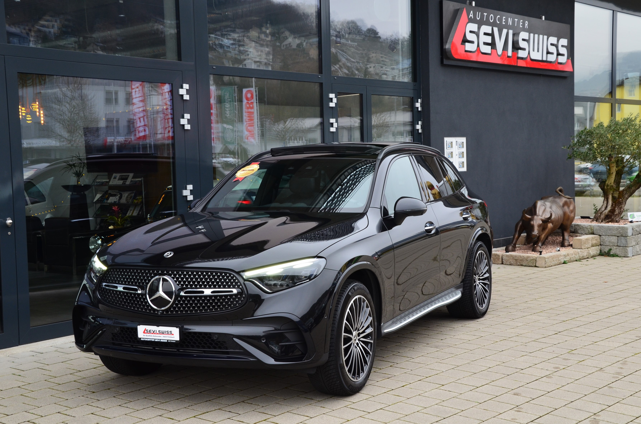 listing desktop thumbnail image 9