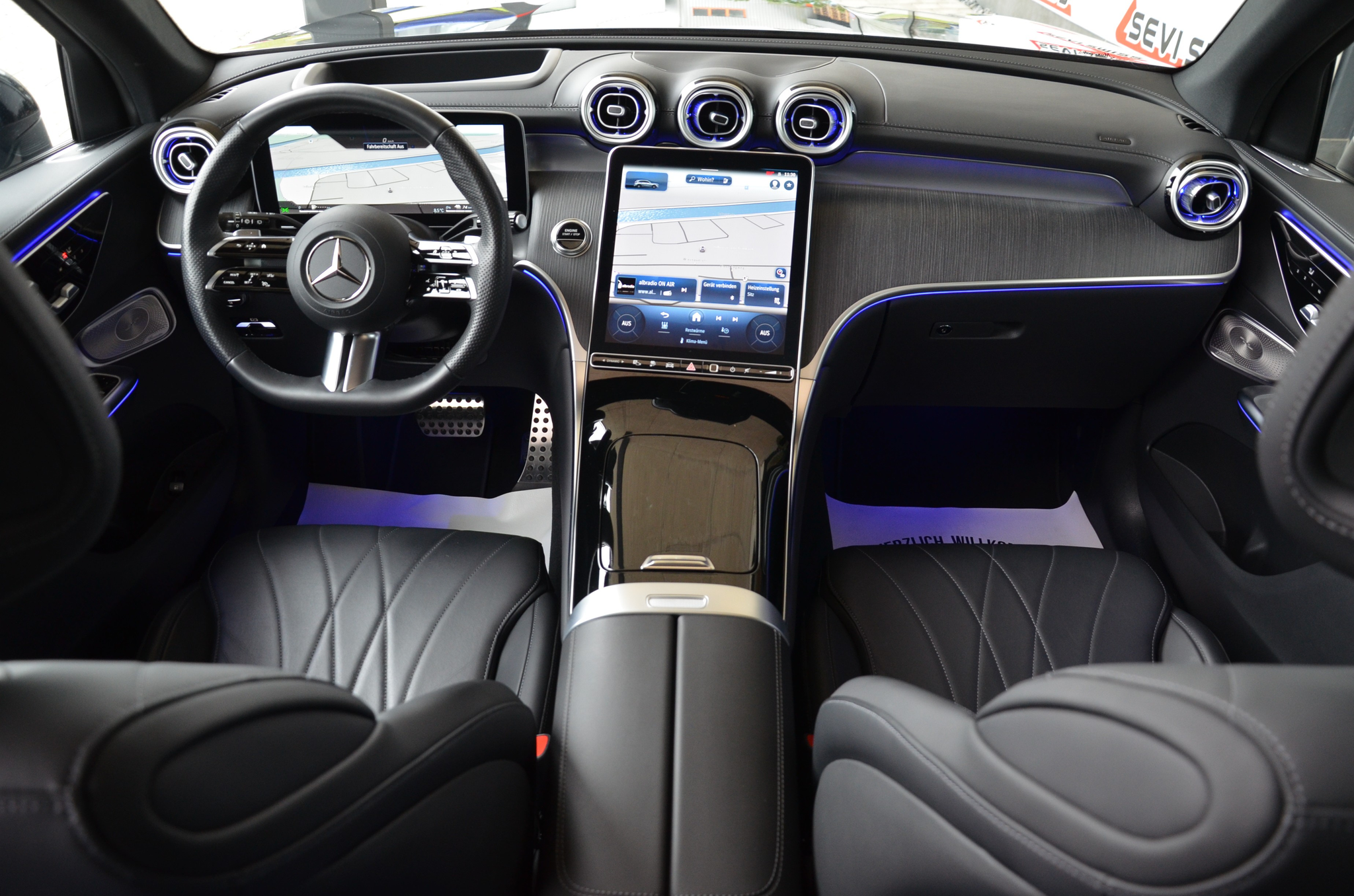 listing desktop thumbnail image 17