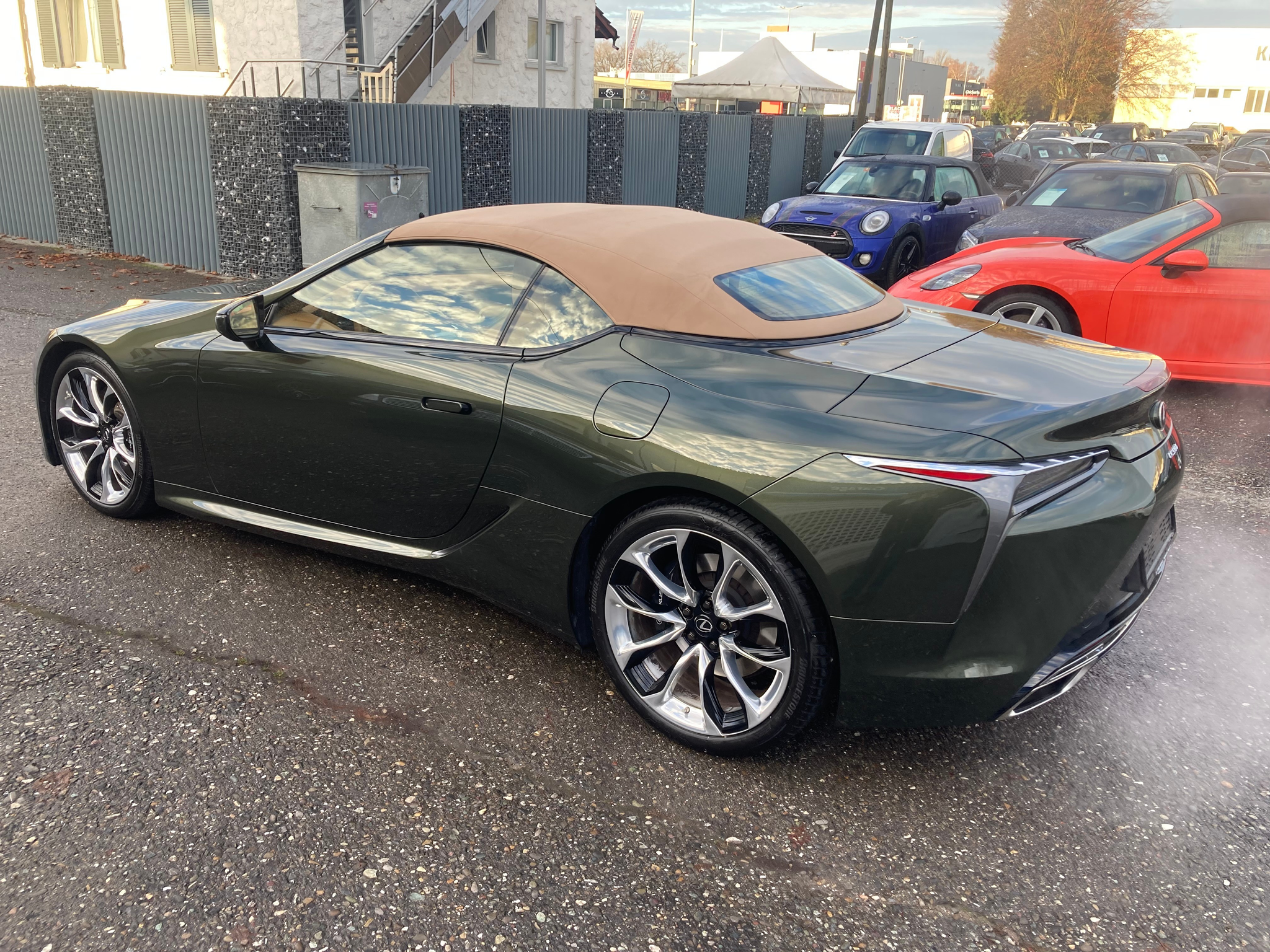 listing desktop thumbnail image 10