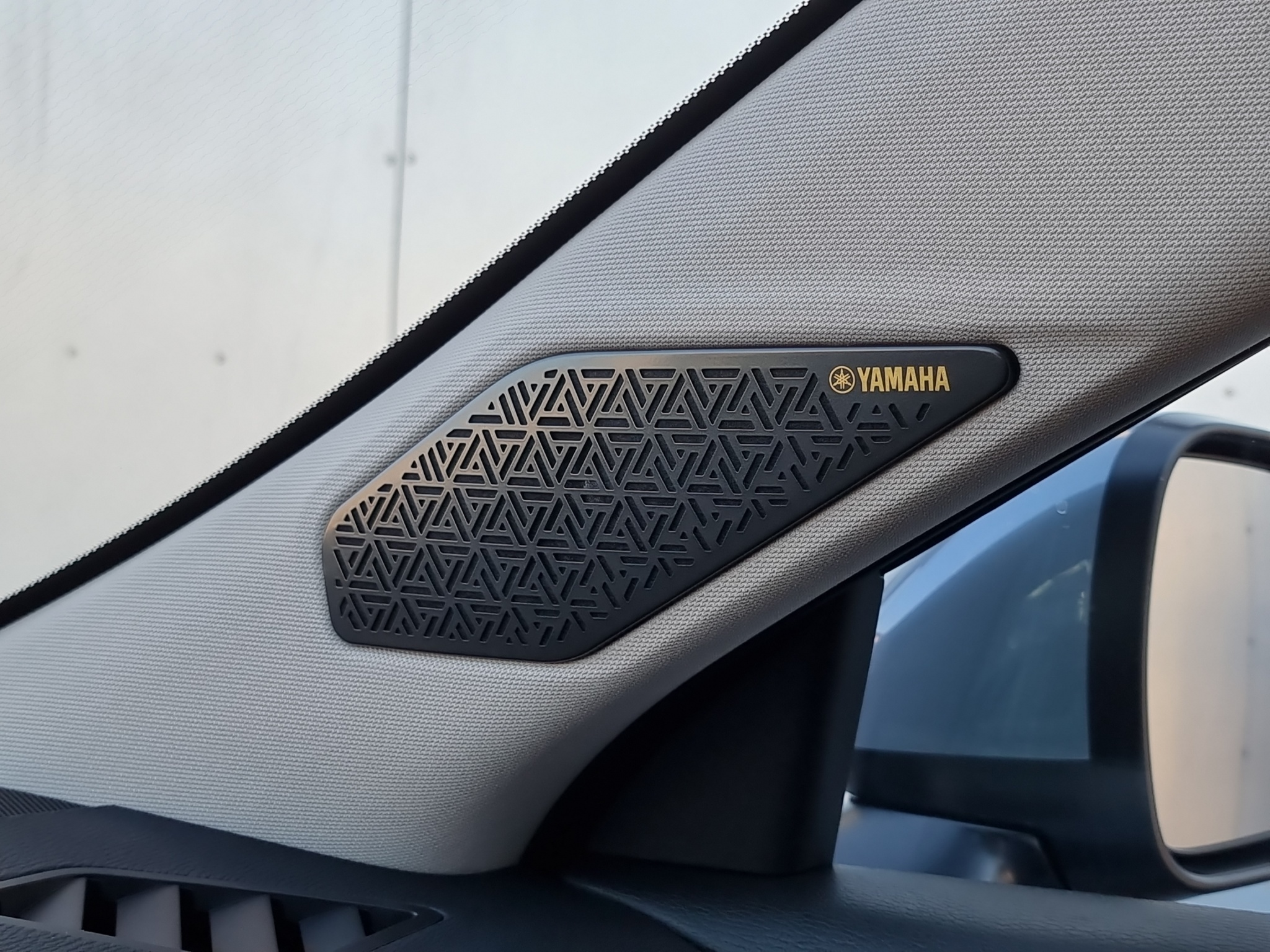 listing desktop thumbnail image 10