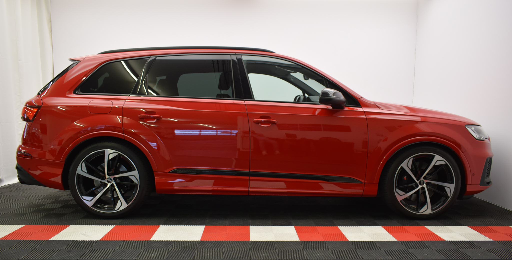 listing desktop thumbnail image 13