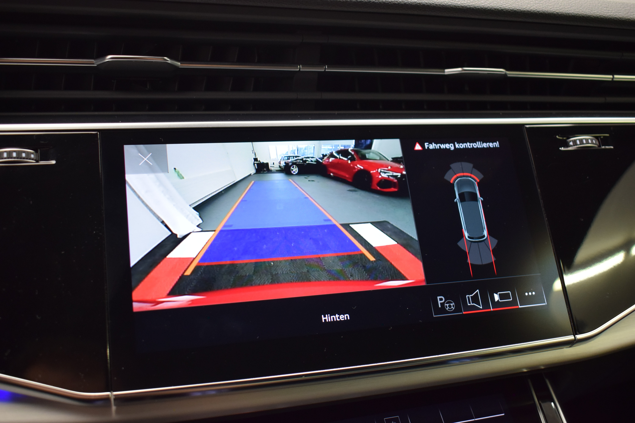 listing desktop thumbnail image 21