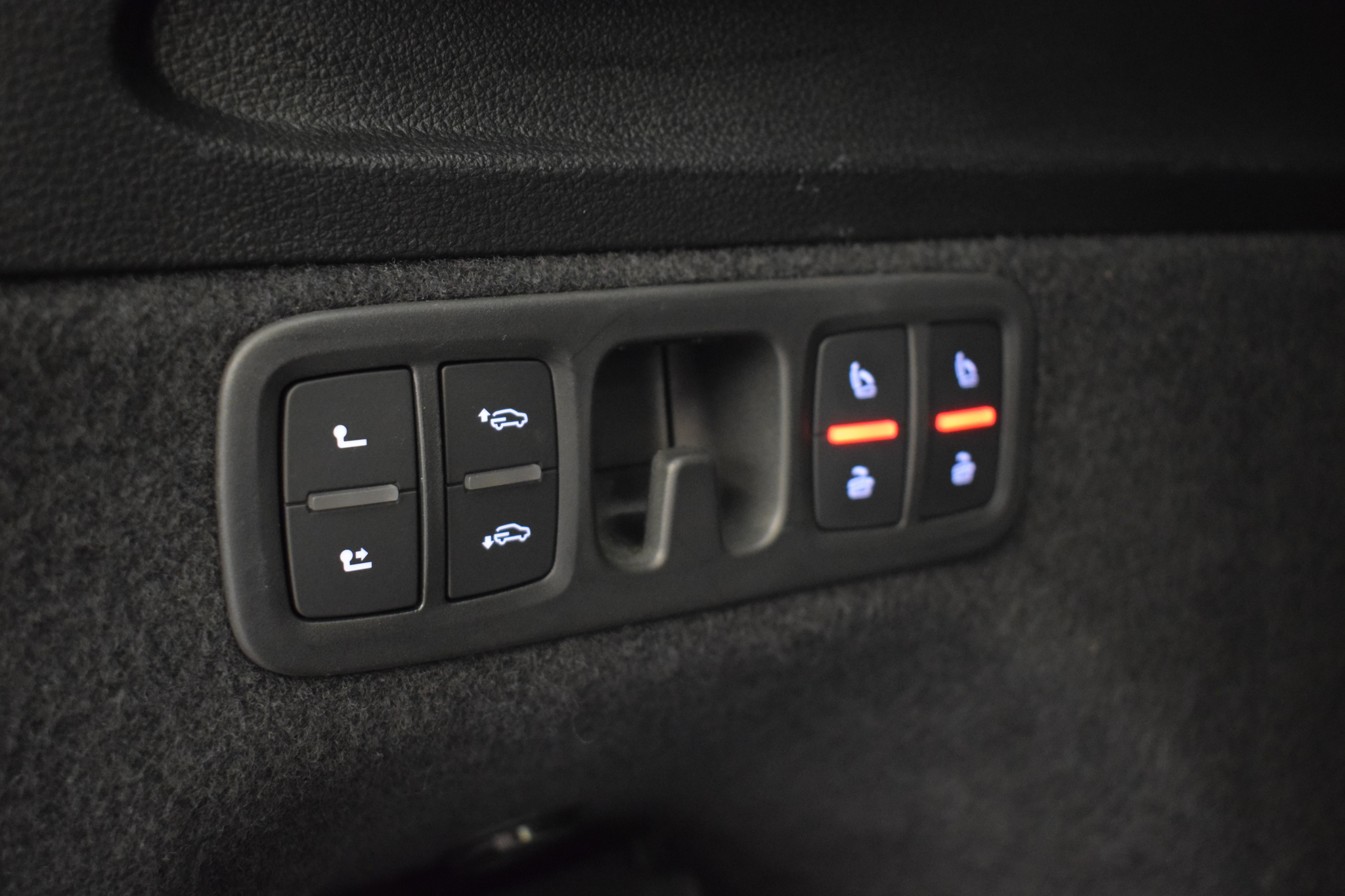 listing desktop thumbnail image 31