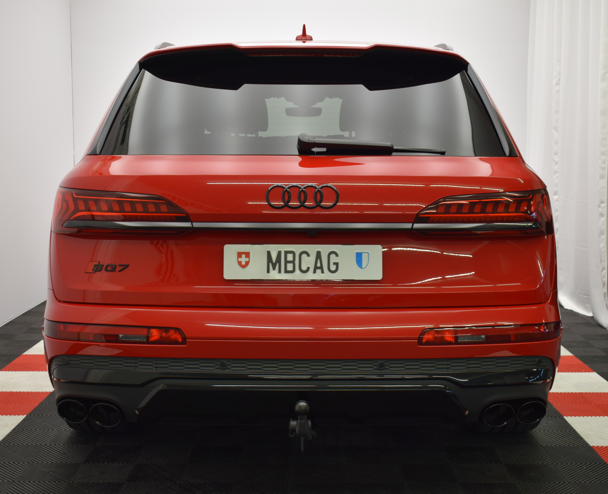 listing desktop thumbnail image 9