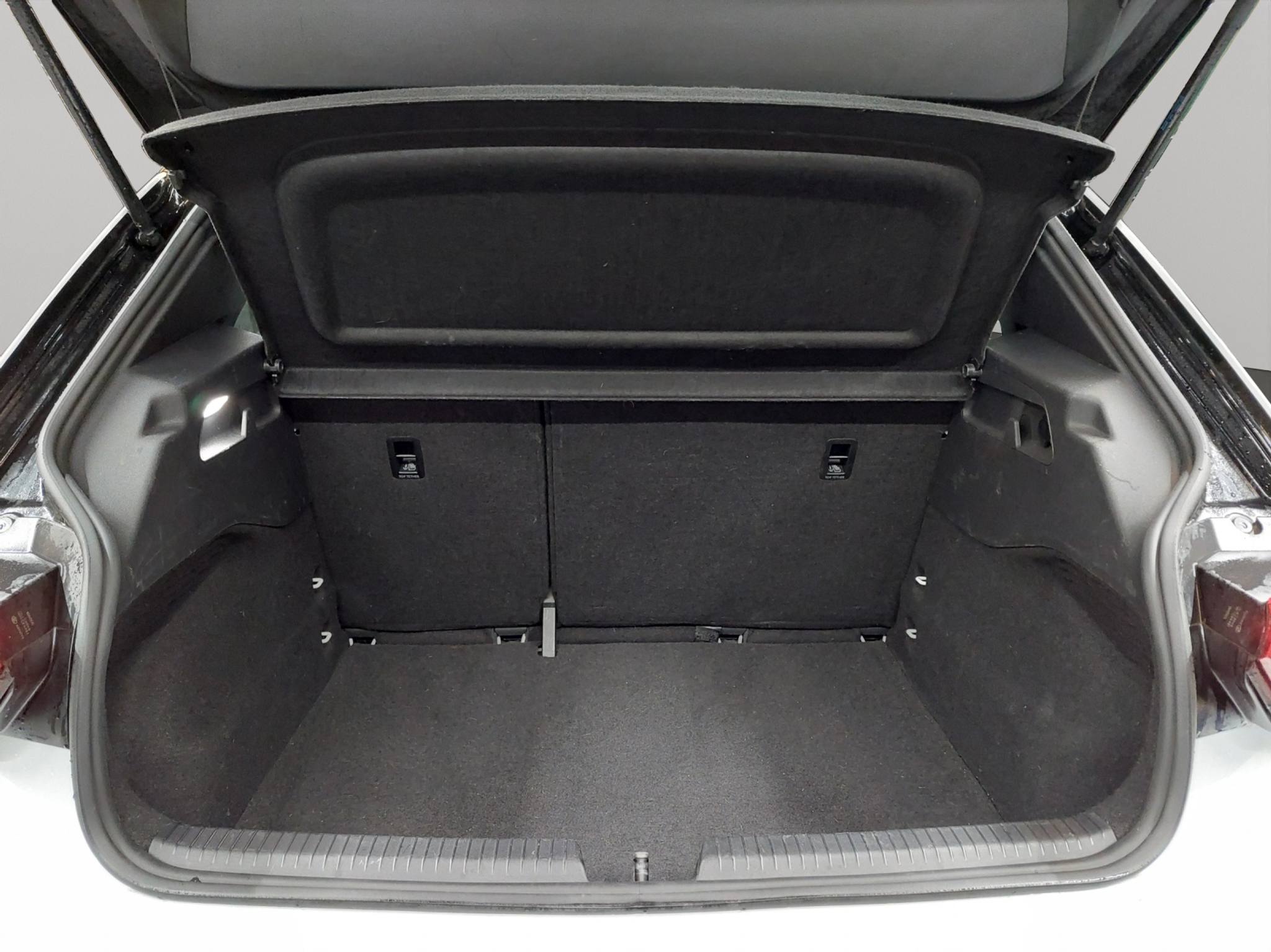 listing desktop thumbnail image 10