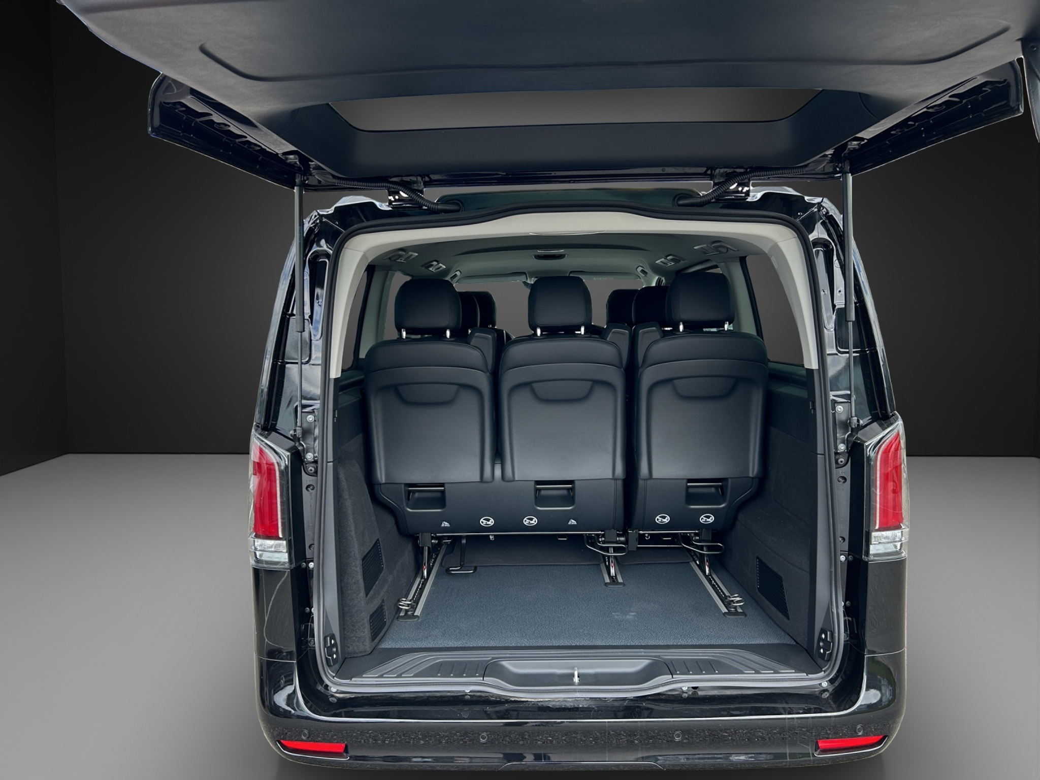 listing desktop thumbnail image 10