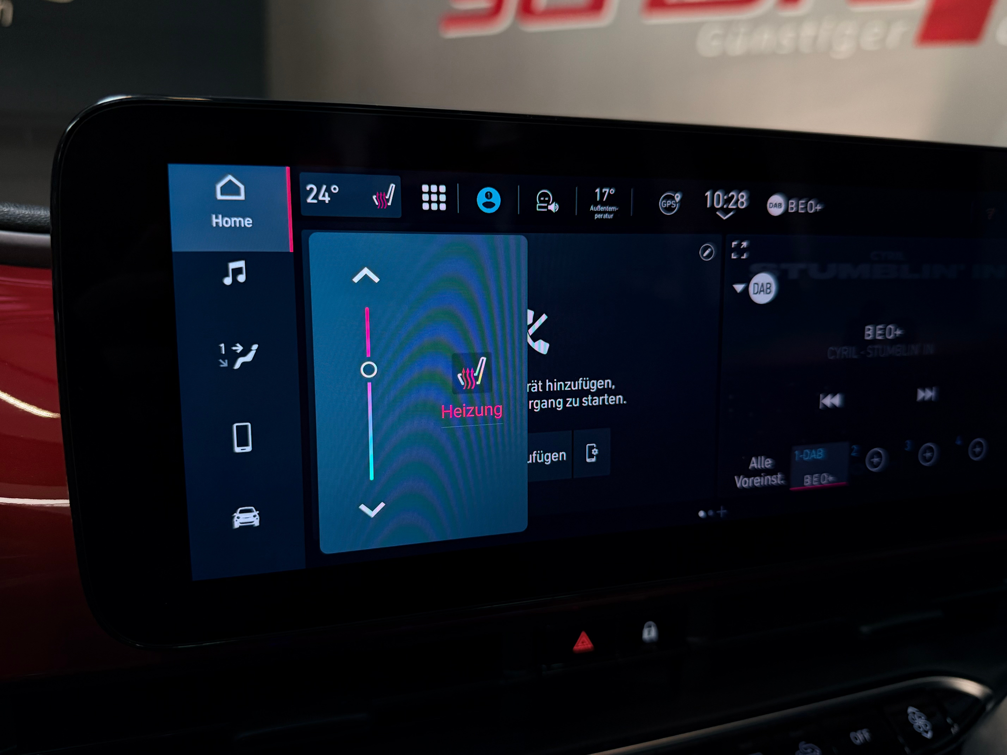 listing desktop thumbnail image 23