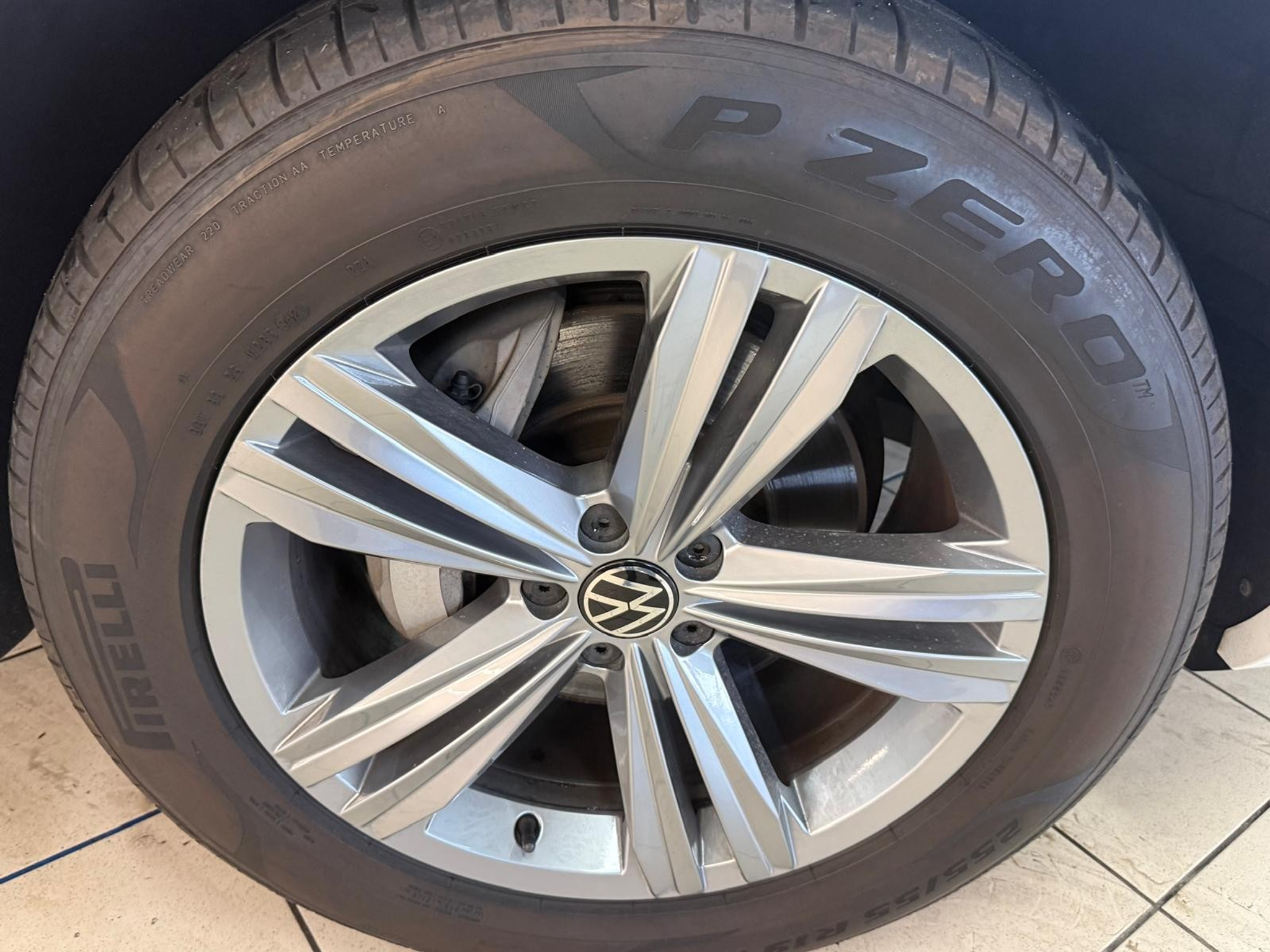 listing desktop thumbnail image 4