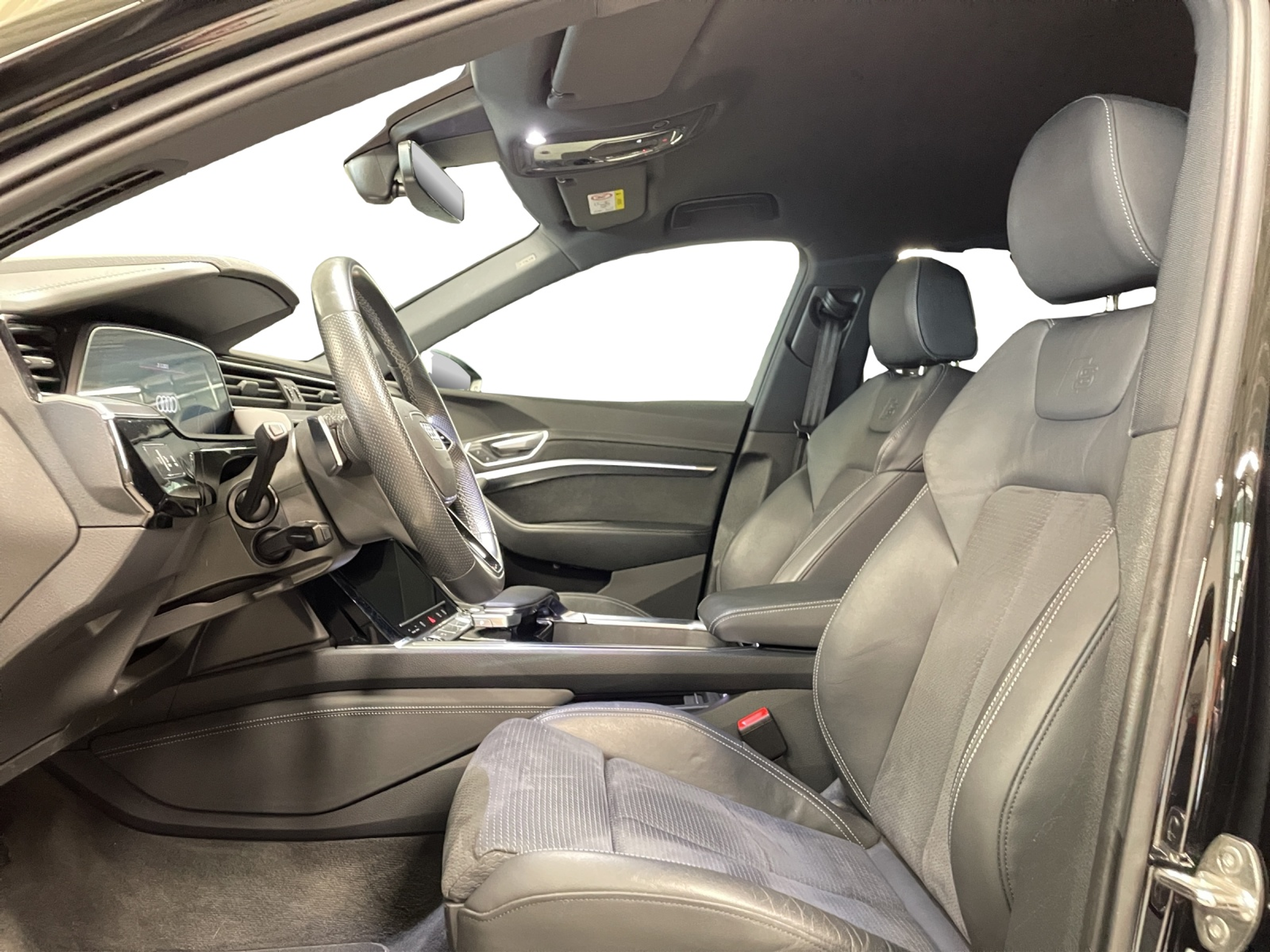 listing desktop thumbnail image 9