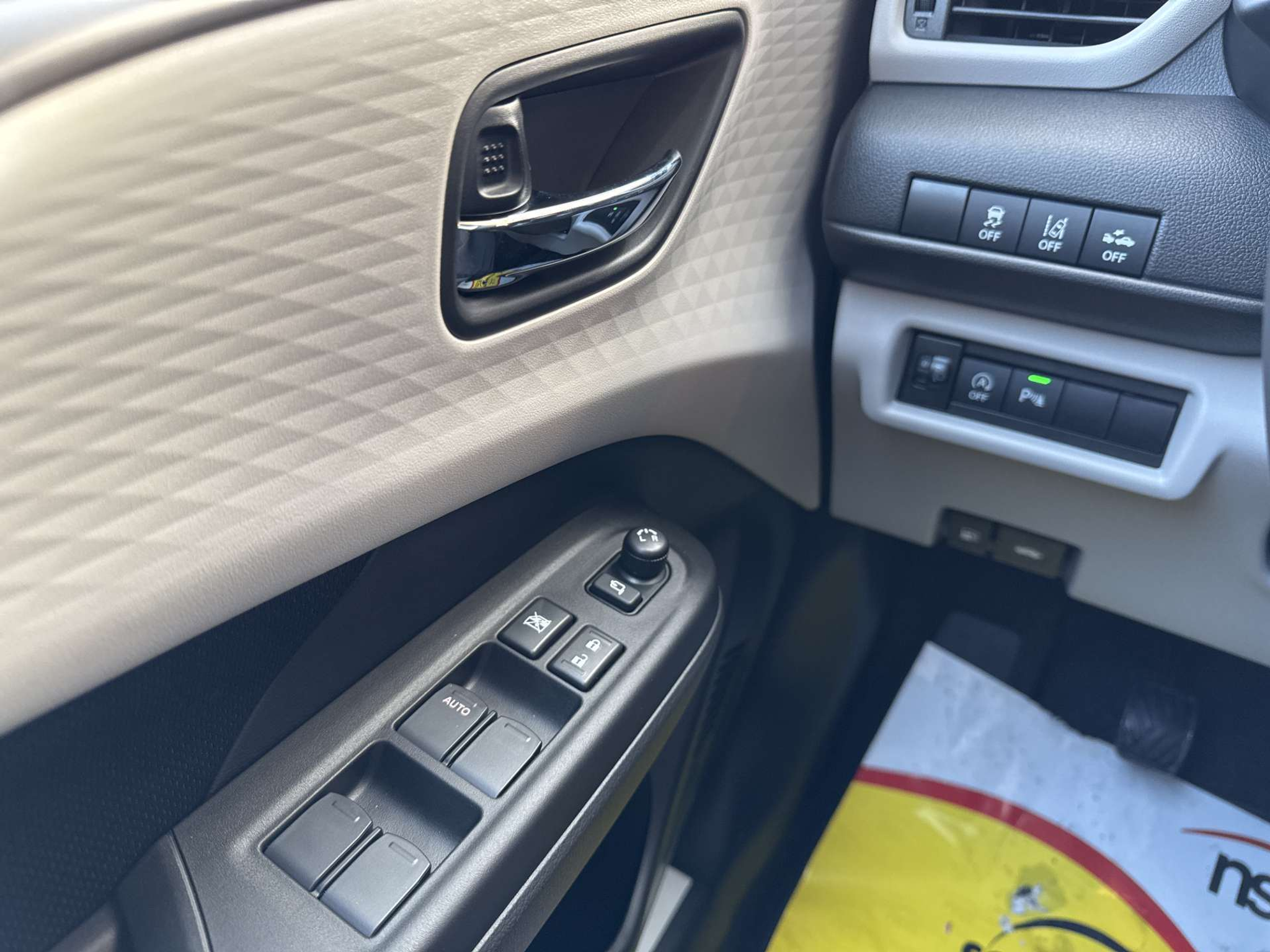 listing desktop thumbnail image 15