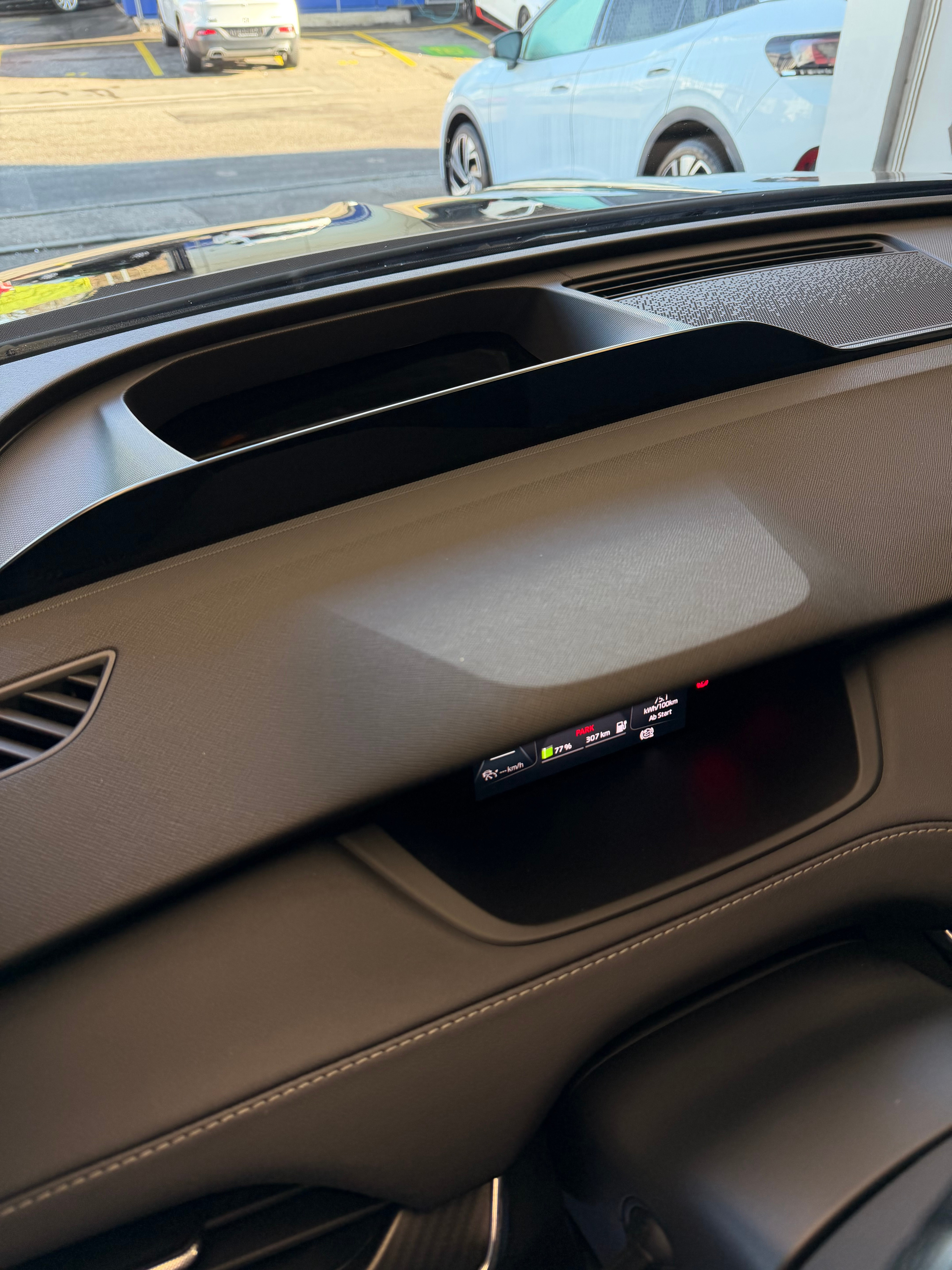 listing desktop thumbnail image 19