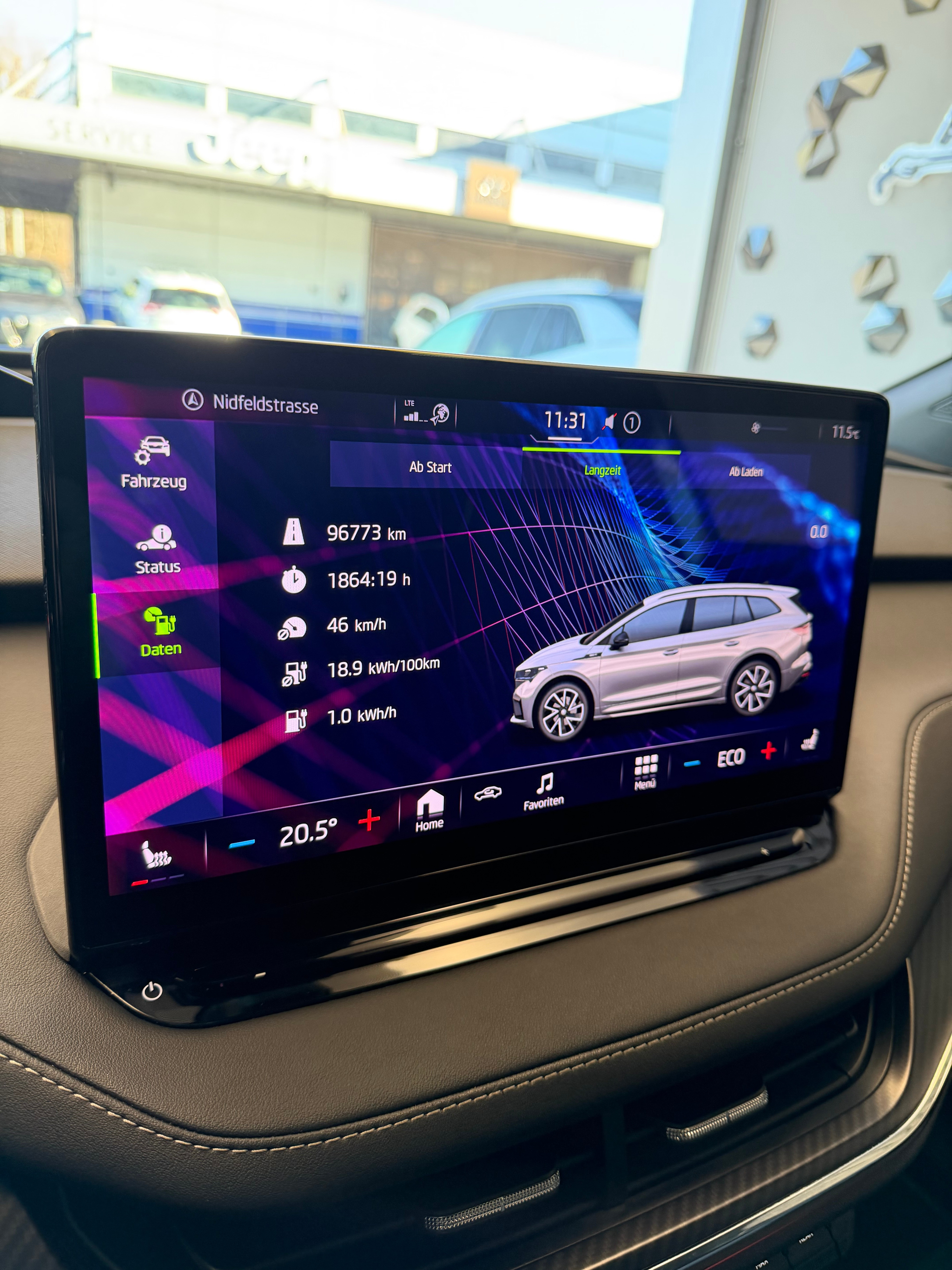 listing desktop thumbnail image 23