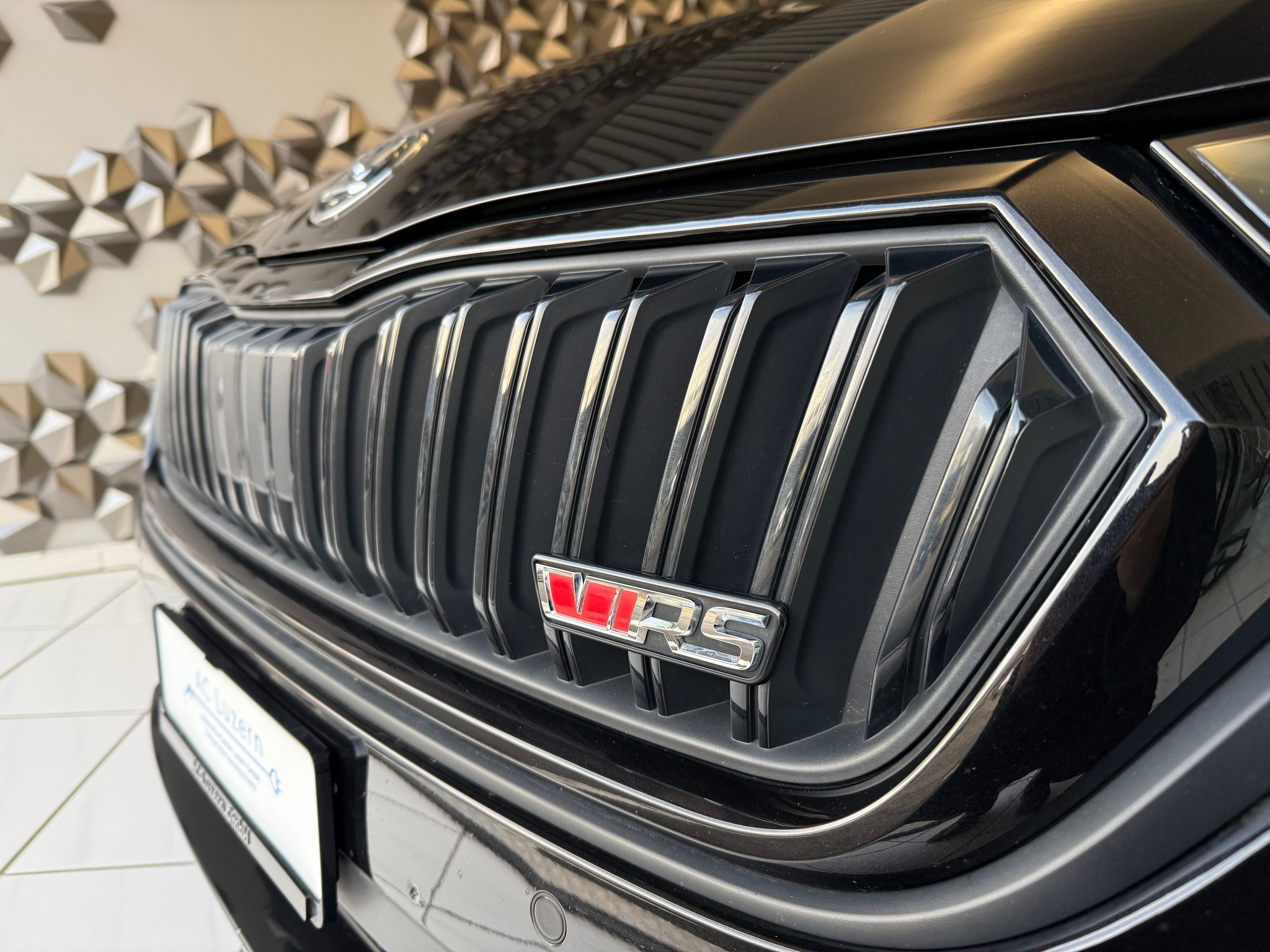 listing desktop thumbnail image 20